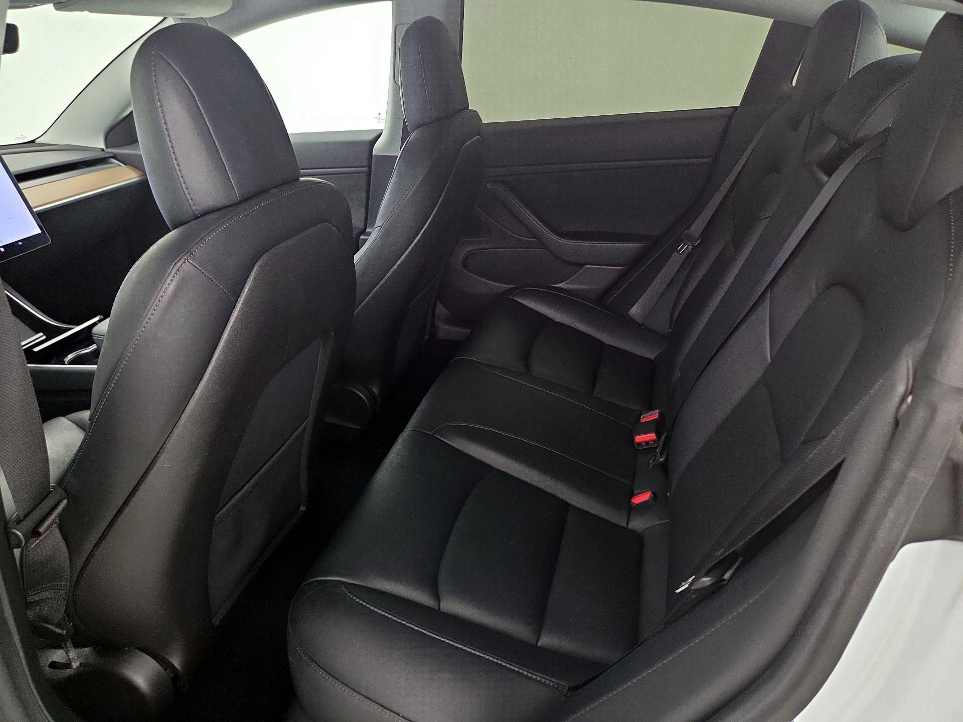 Thumbnail: 2019 Tesla Model 3 - 18