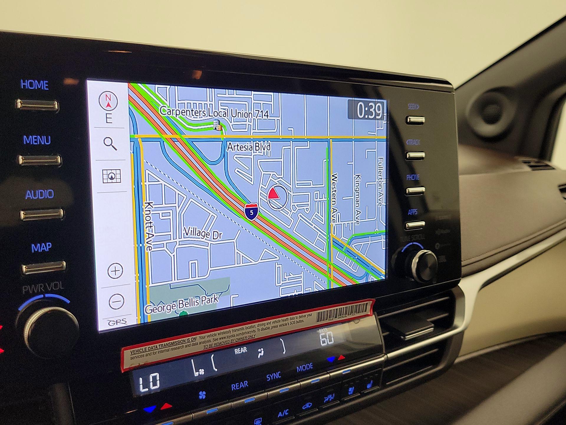 Thumbnail: 2024 Toyota Sienna - 14