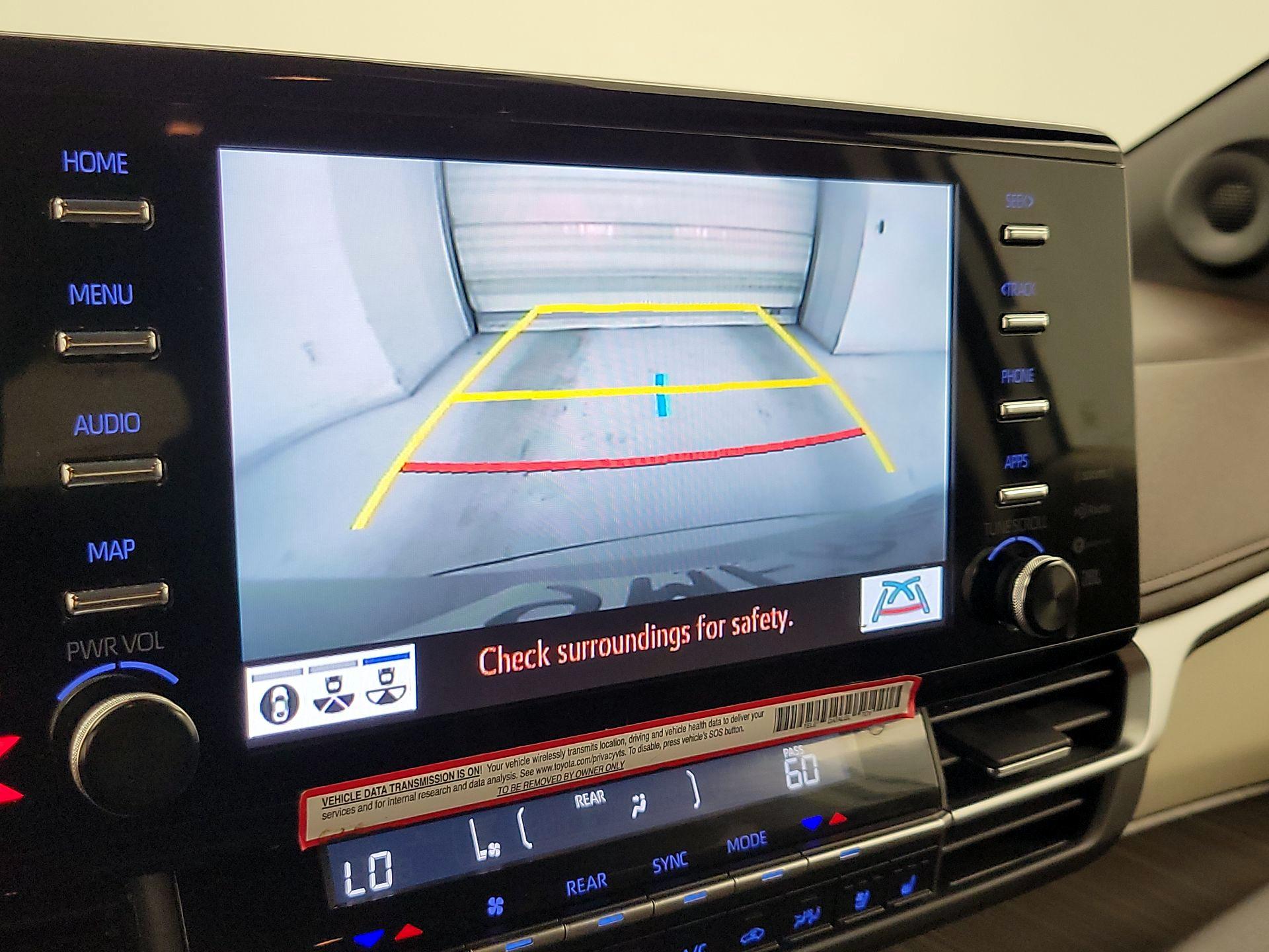 Thumbnail: 2024 Toyota Sienna - 15