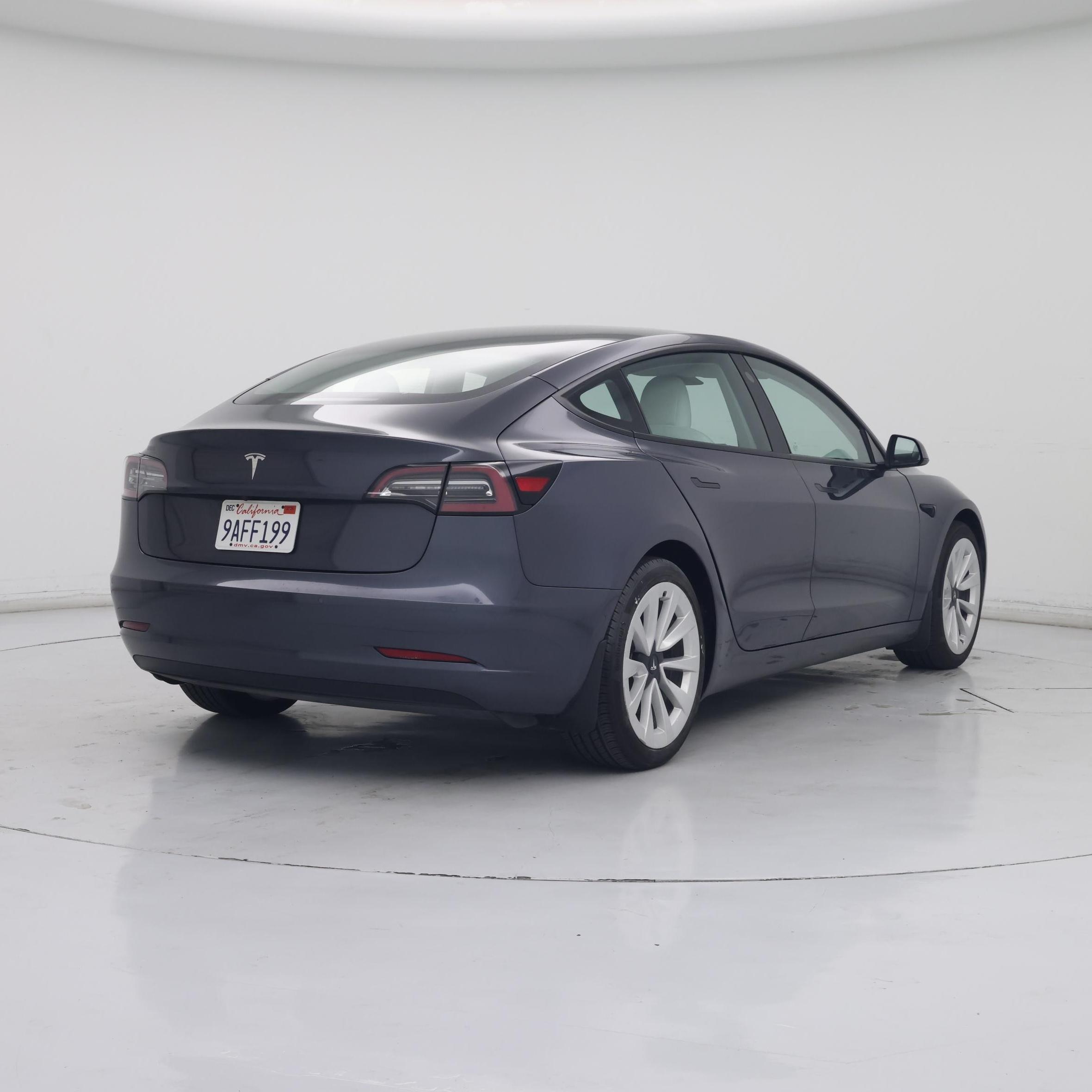 Thumbnail: 2022 Tesla Model 3 - 8