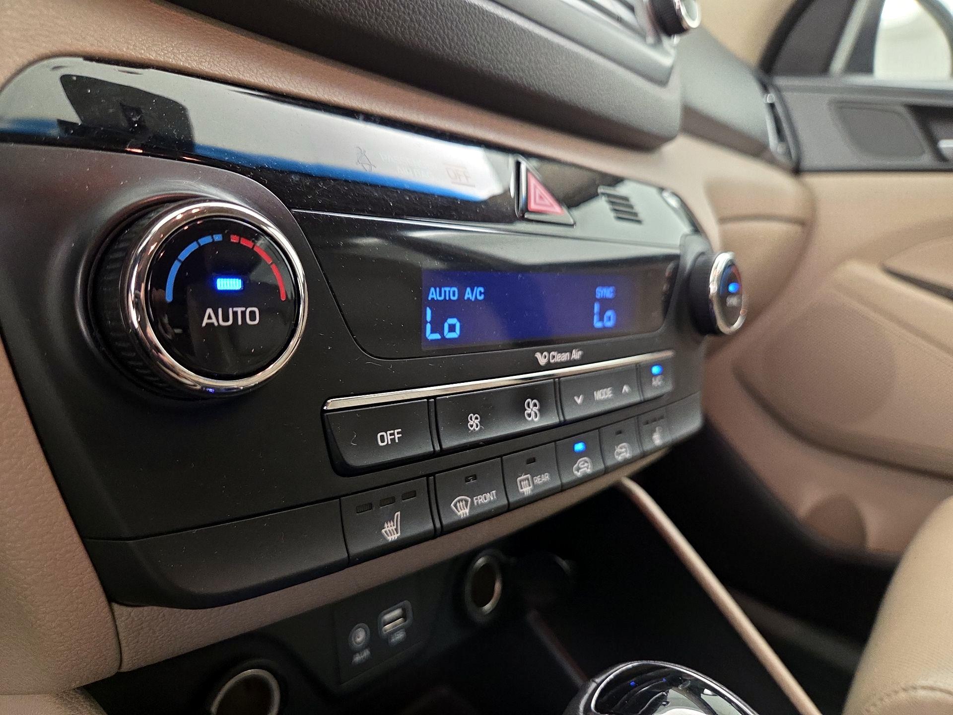 Thumbnail: 2016 Hyundai Tucson - 17