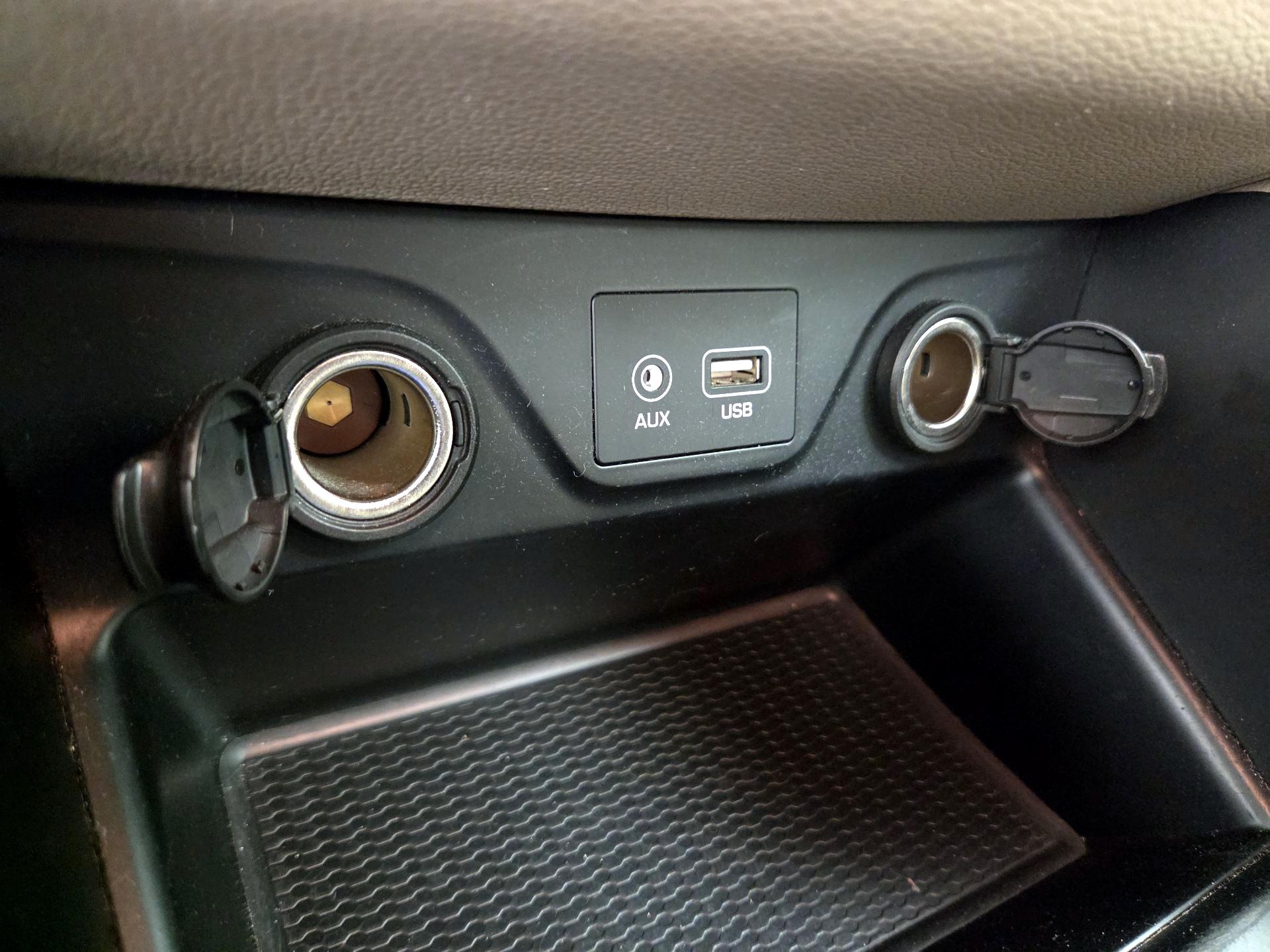 Thumbnail: 2016 Hyundai Tucson - 19