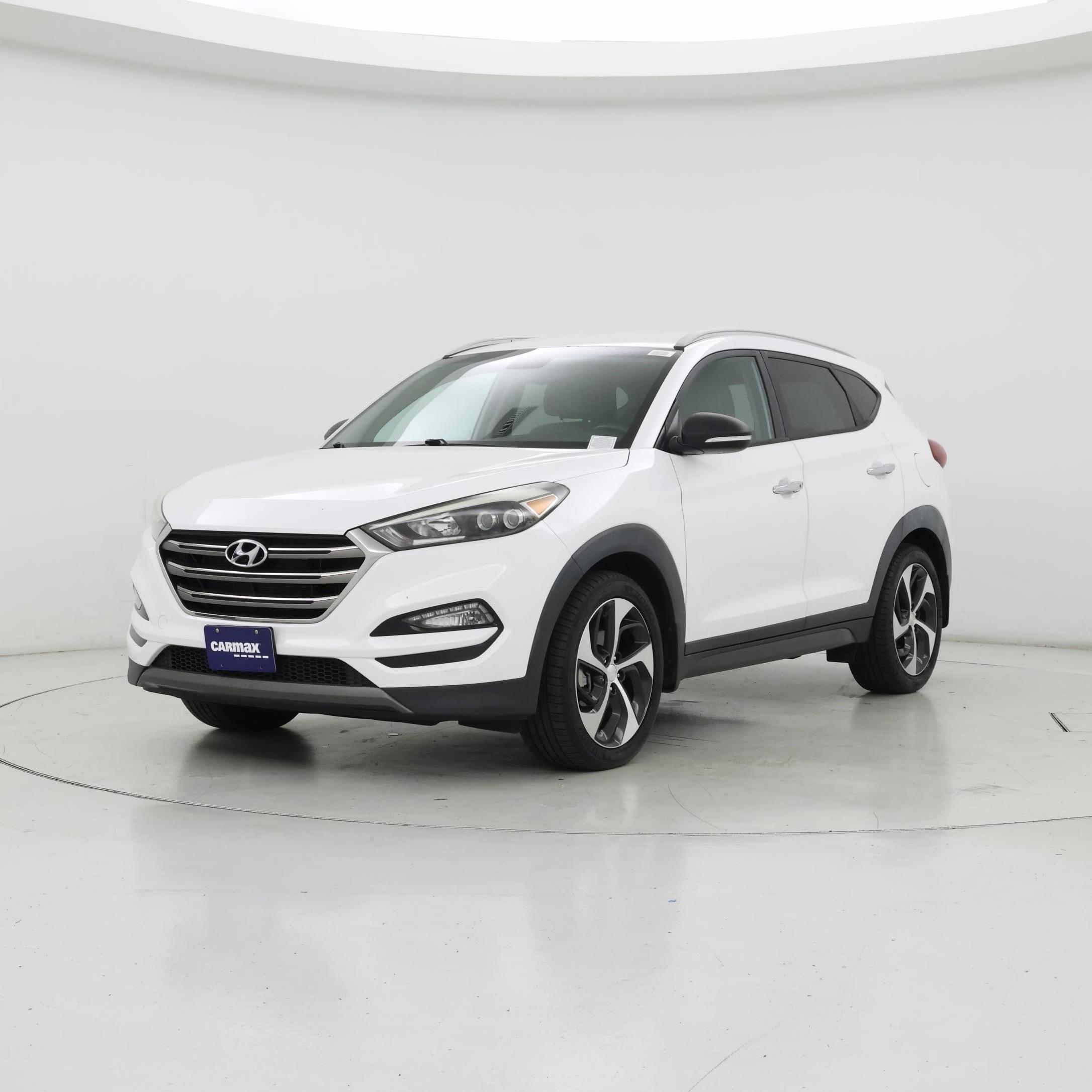 Thumbnail: 2016 Hyundai Tucson - 4