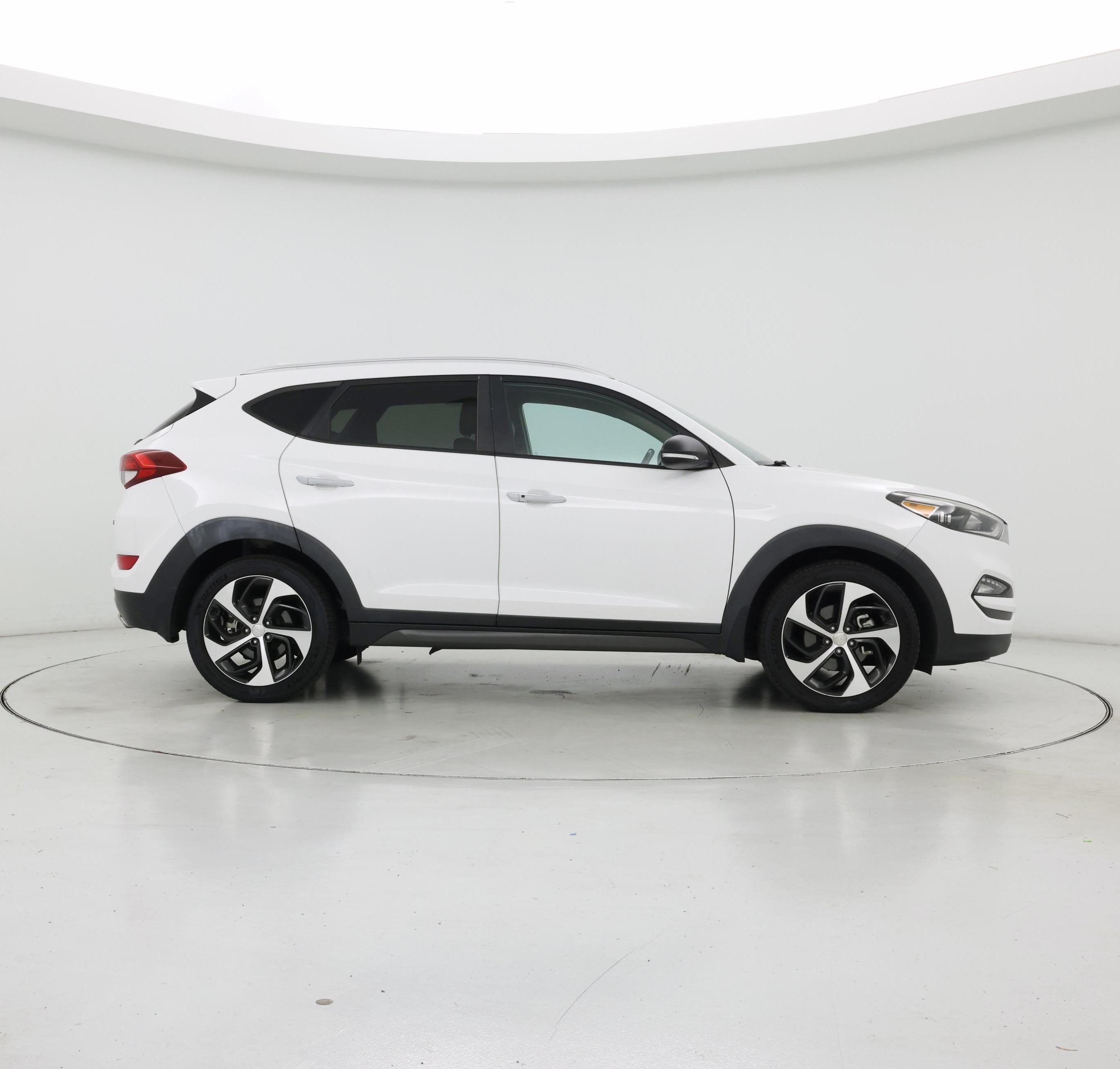 Thumbnail: 2016 Hyundai Tucson - 7