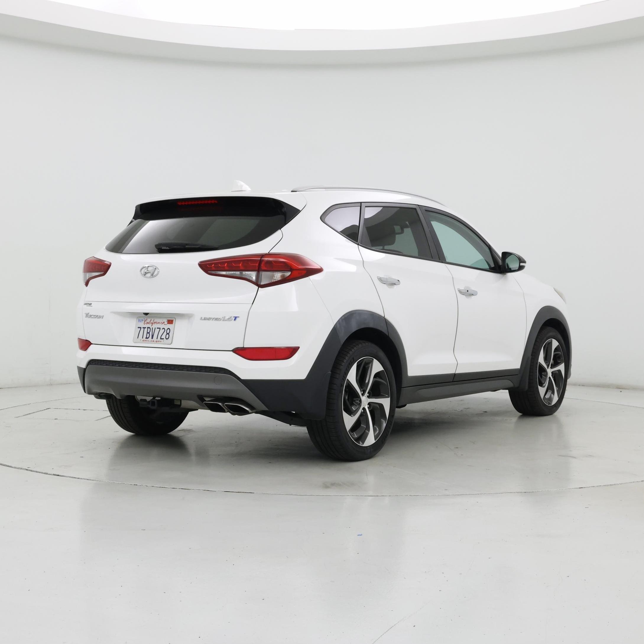 Thumbnail: 2016 Hyundai Tucson - 8