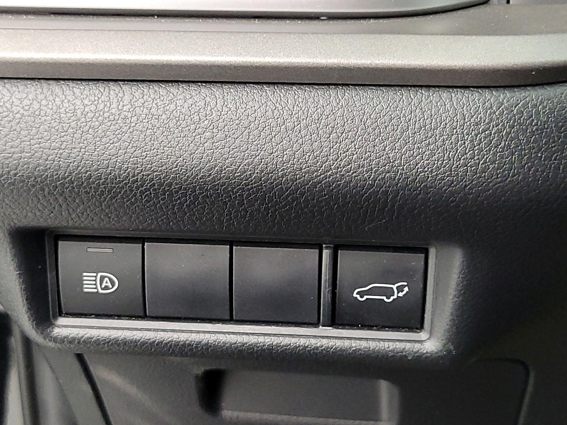 Thumbnail: 2025 Toyota Highlander - 13