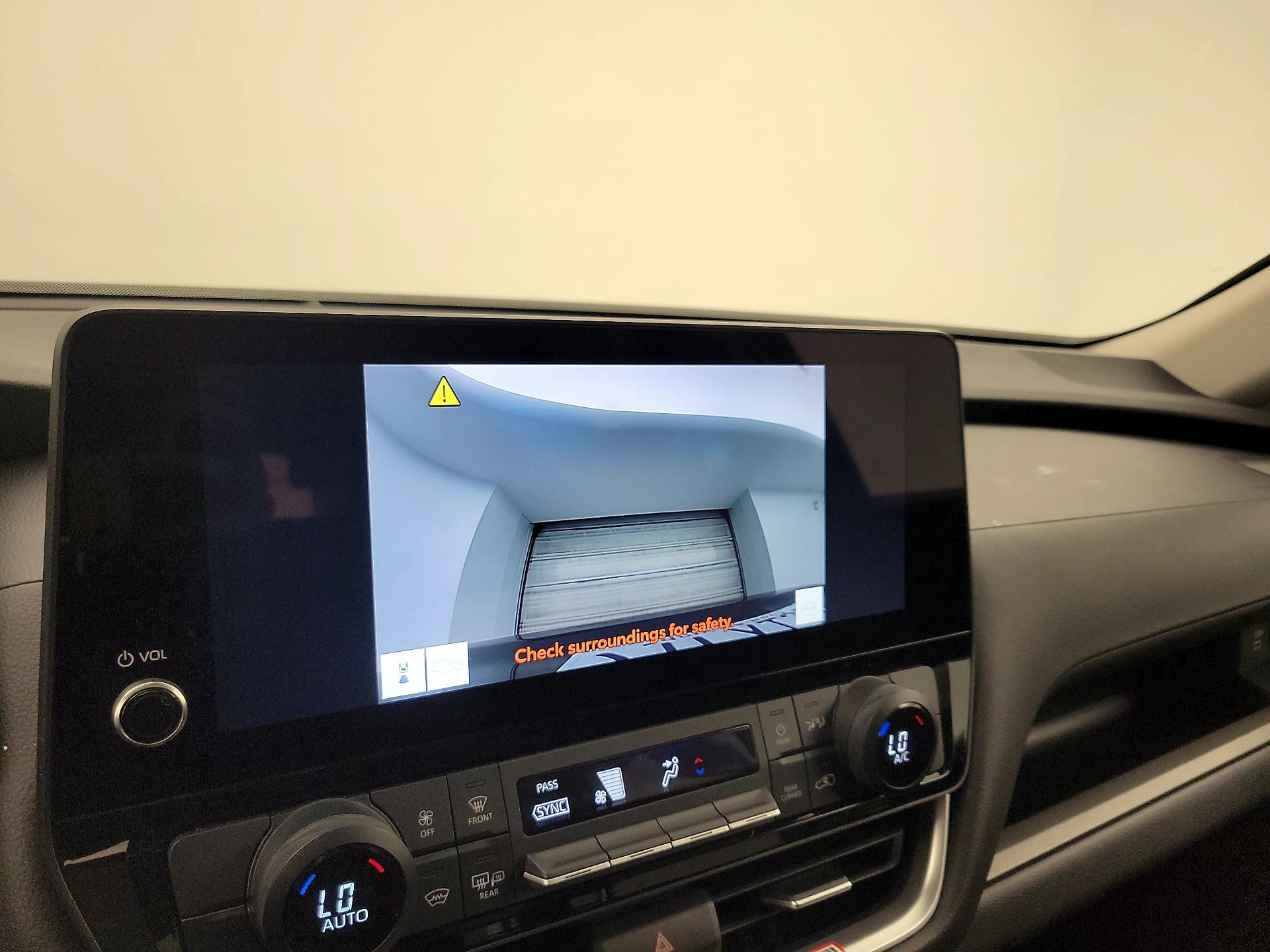 Thumbnail: 2025 Toyota Highlander - 14