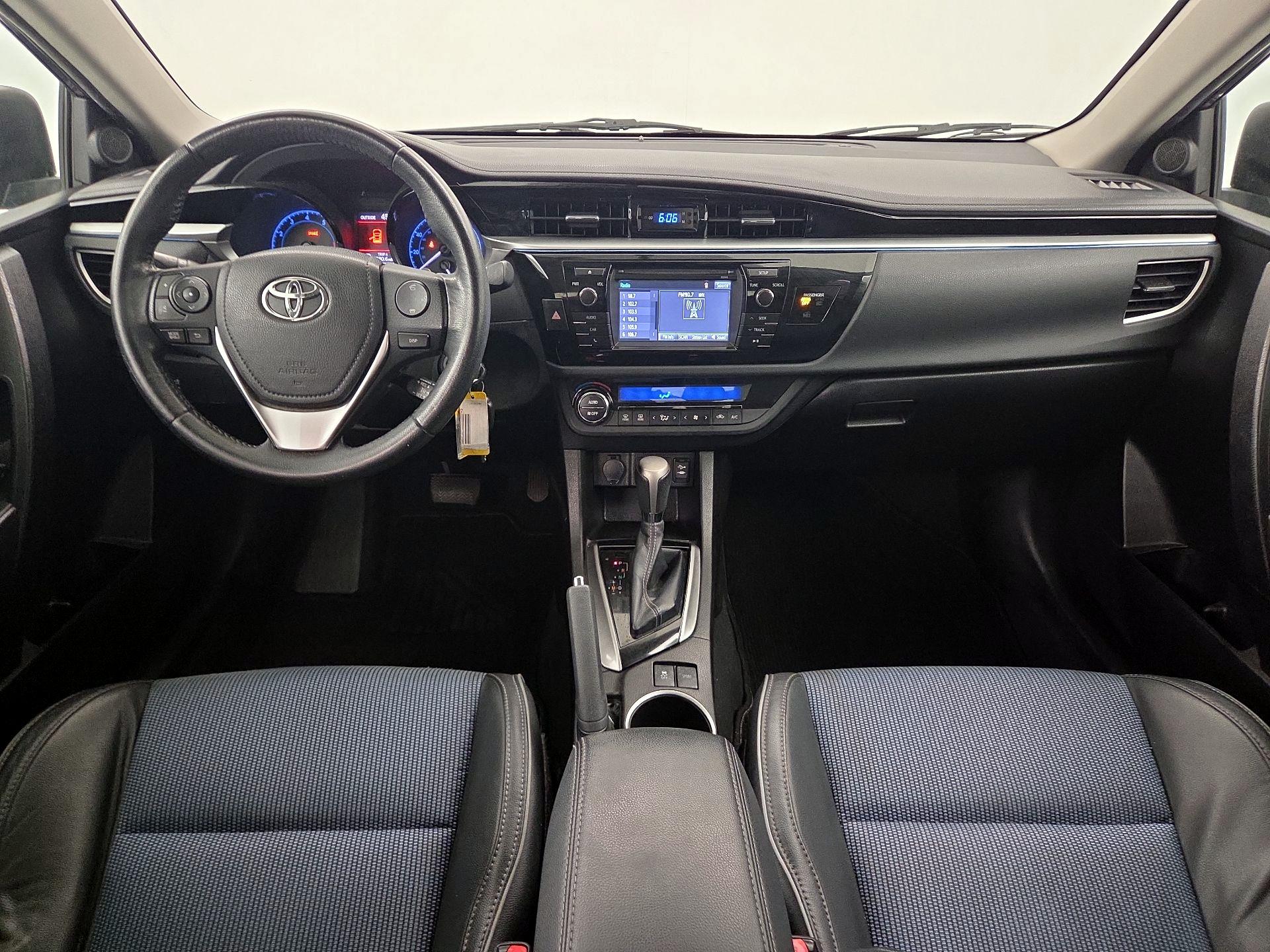 Thumbnail: 2014 Toyota Corolla - 9