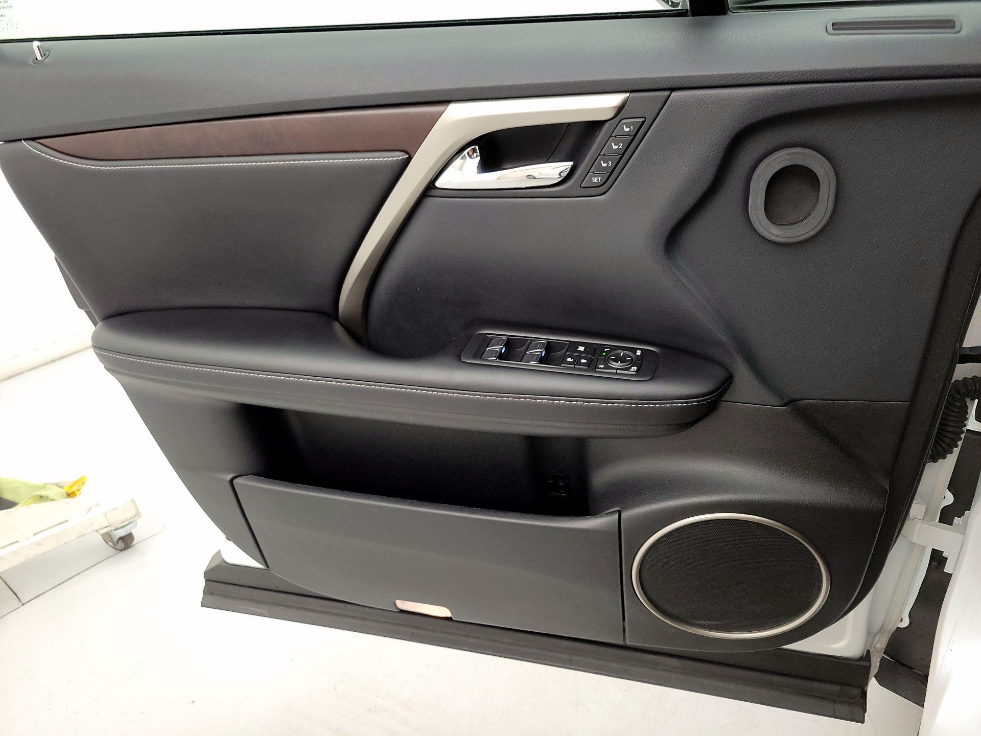 Thumbnail: 2020 Lexus RX - 12