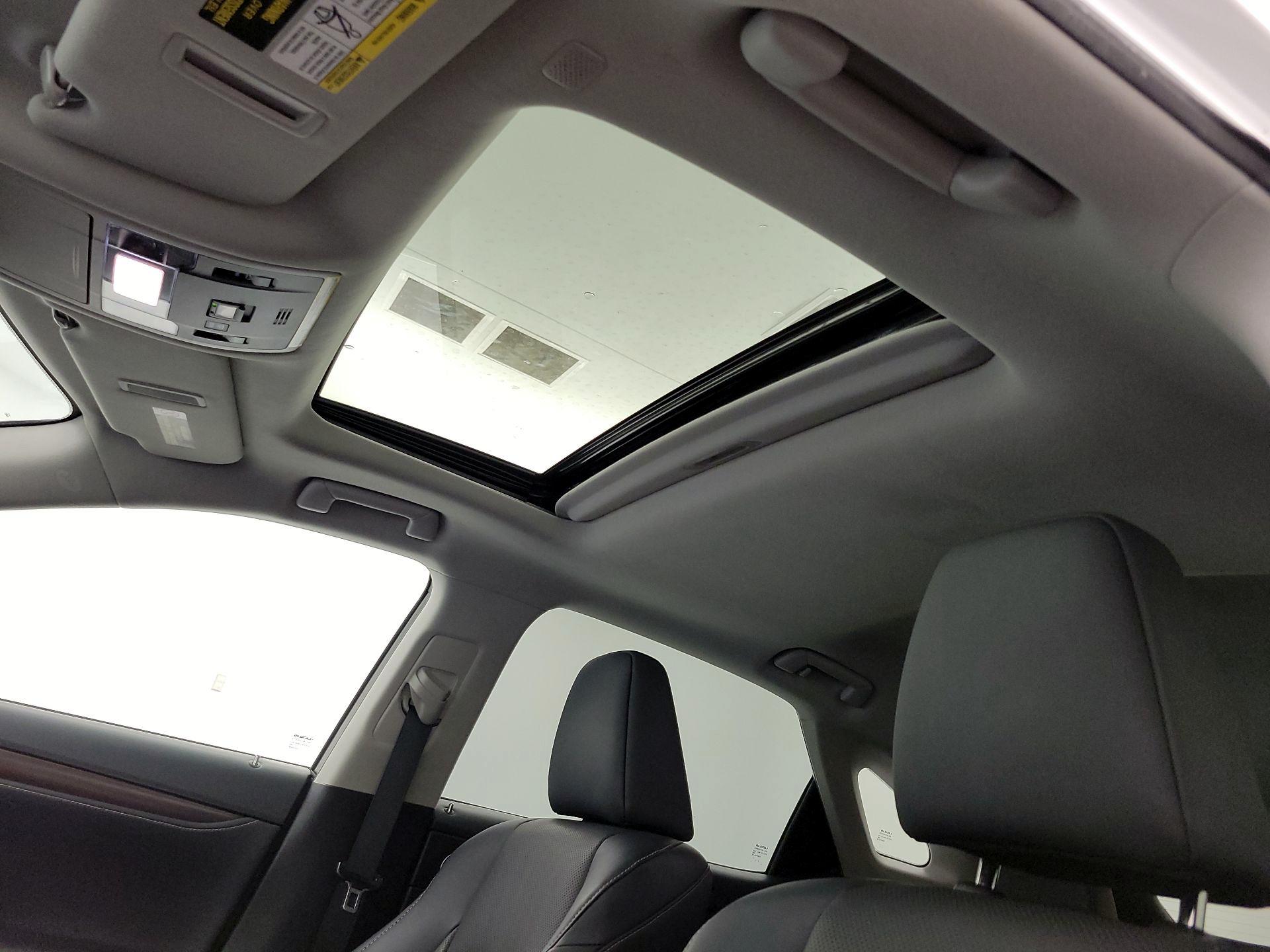 Thumbnail: 2020 Lexus RX - 20