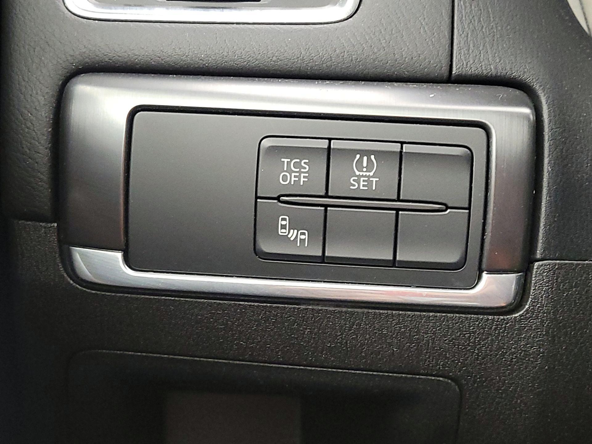 Thumbnail: 2016 Mazda CX-5 - 13