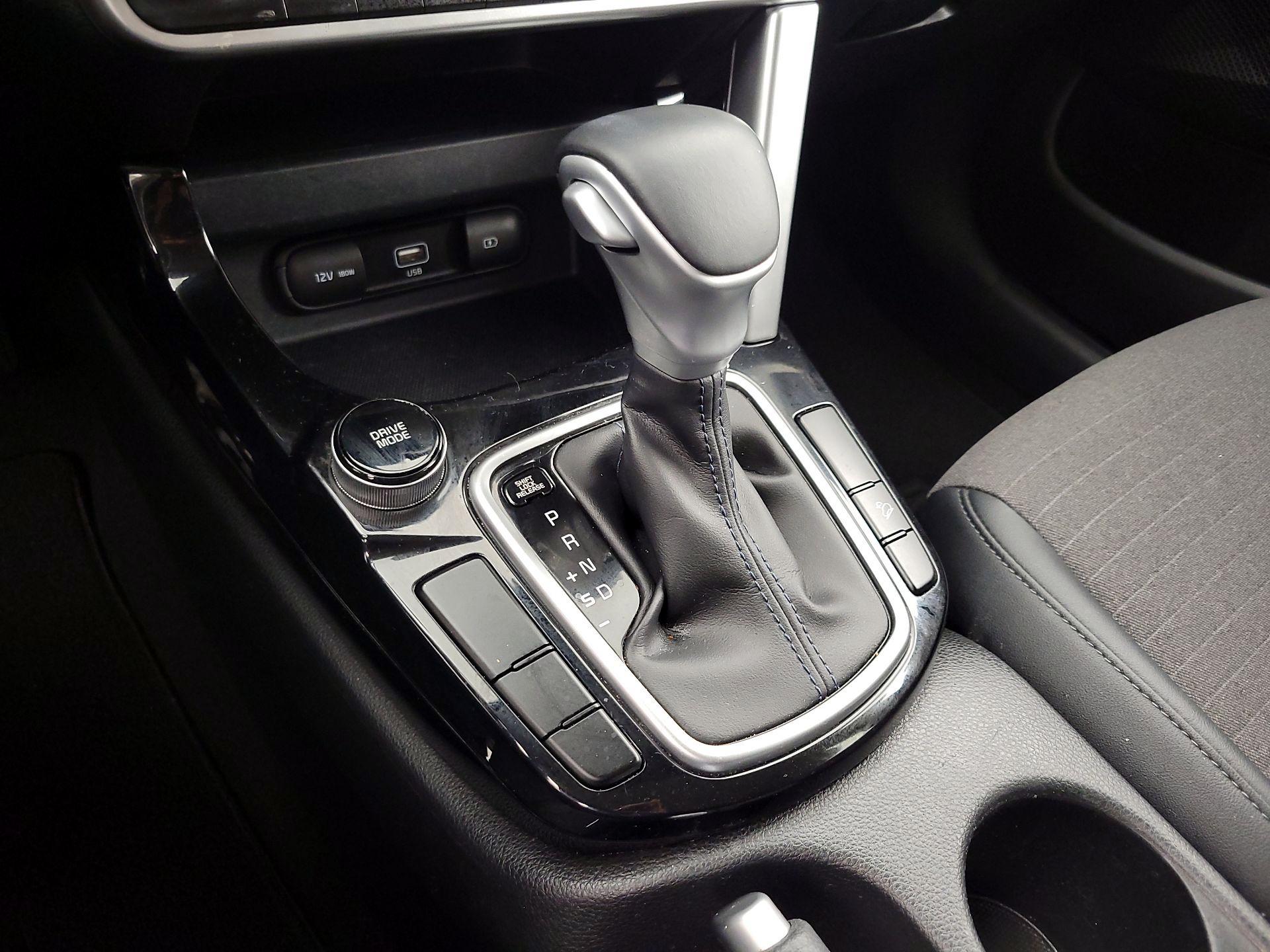 Thumbnail: 2022 Kia Seltos - 18