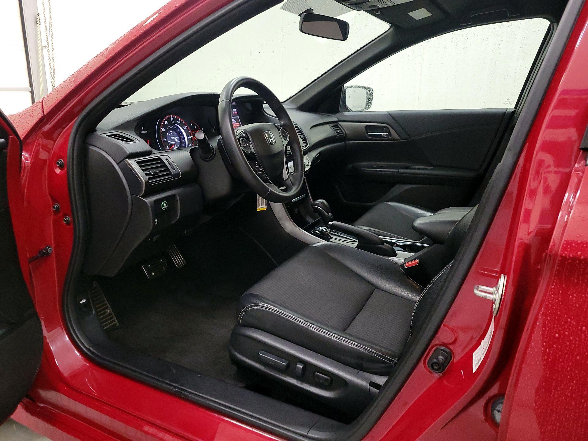 Thumbnail: 2017 Honda Accord - 11