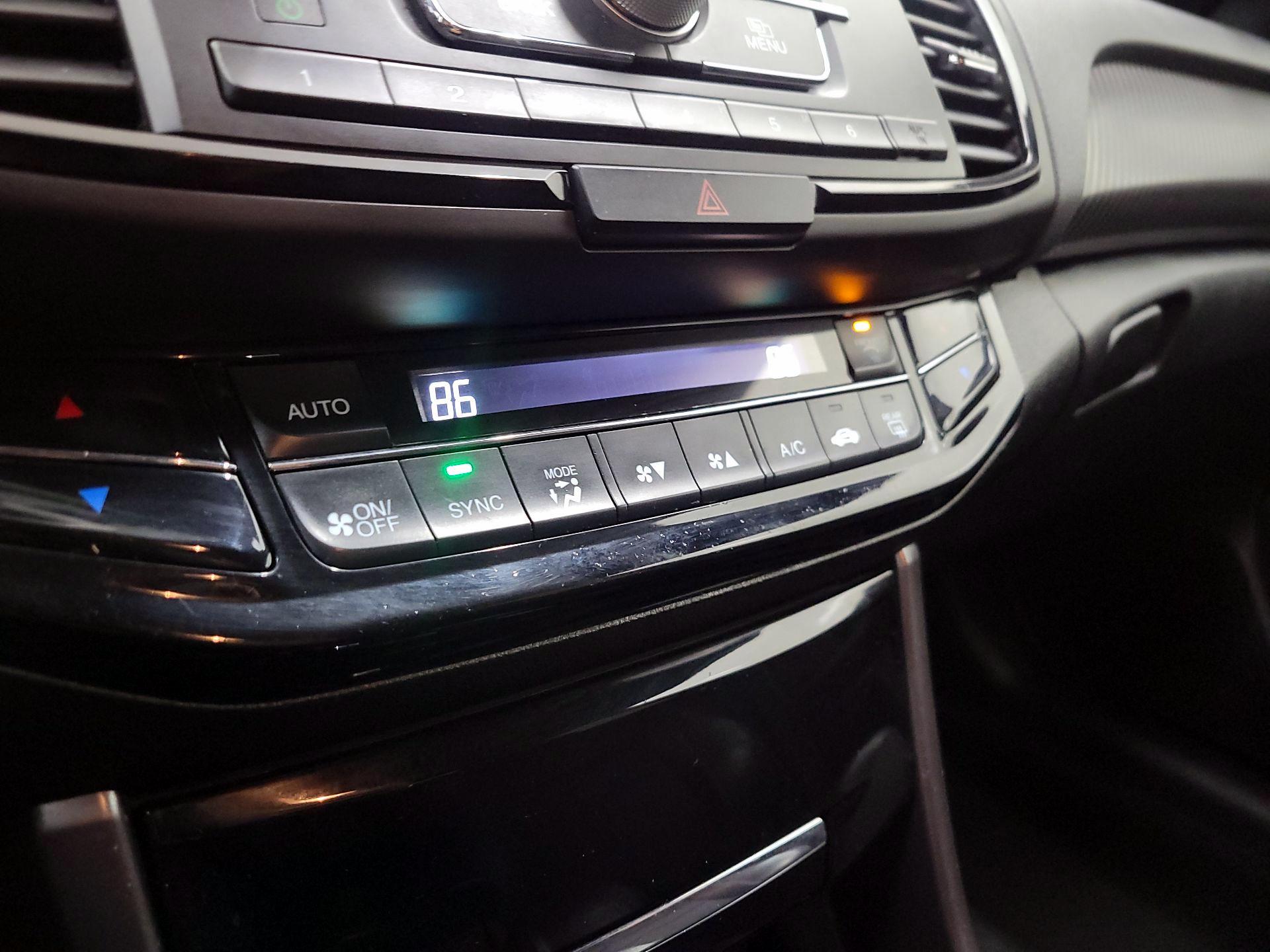 Thumbnail: 2017 Honda Accord - 16