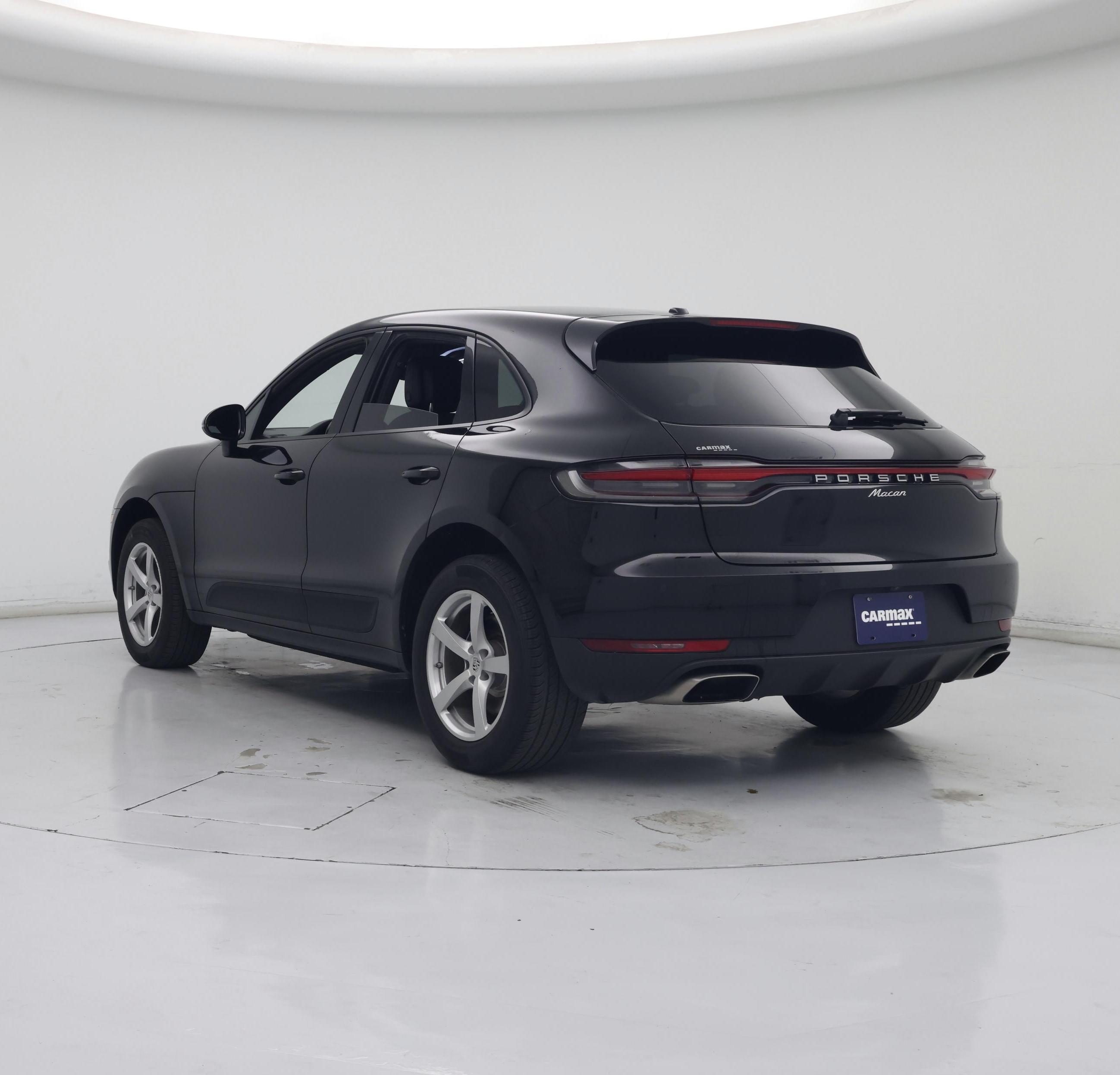 Thumbnail: 2020 Porsche Macan - 2