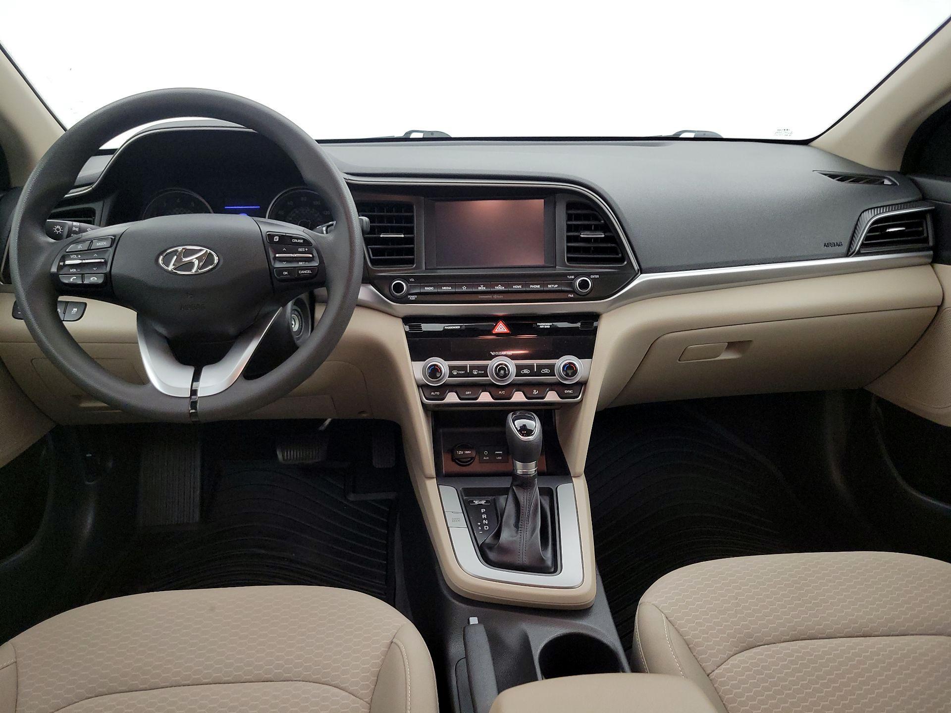 Thumbnail: 2020 Hyundai Elantra - 9