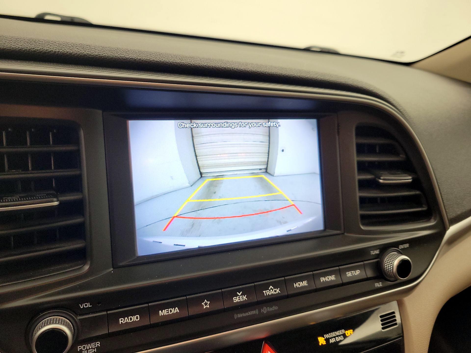 Thumbnail: 2020 Hyundai Elantra - 14