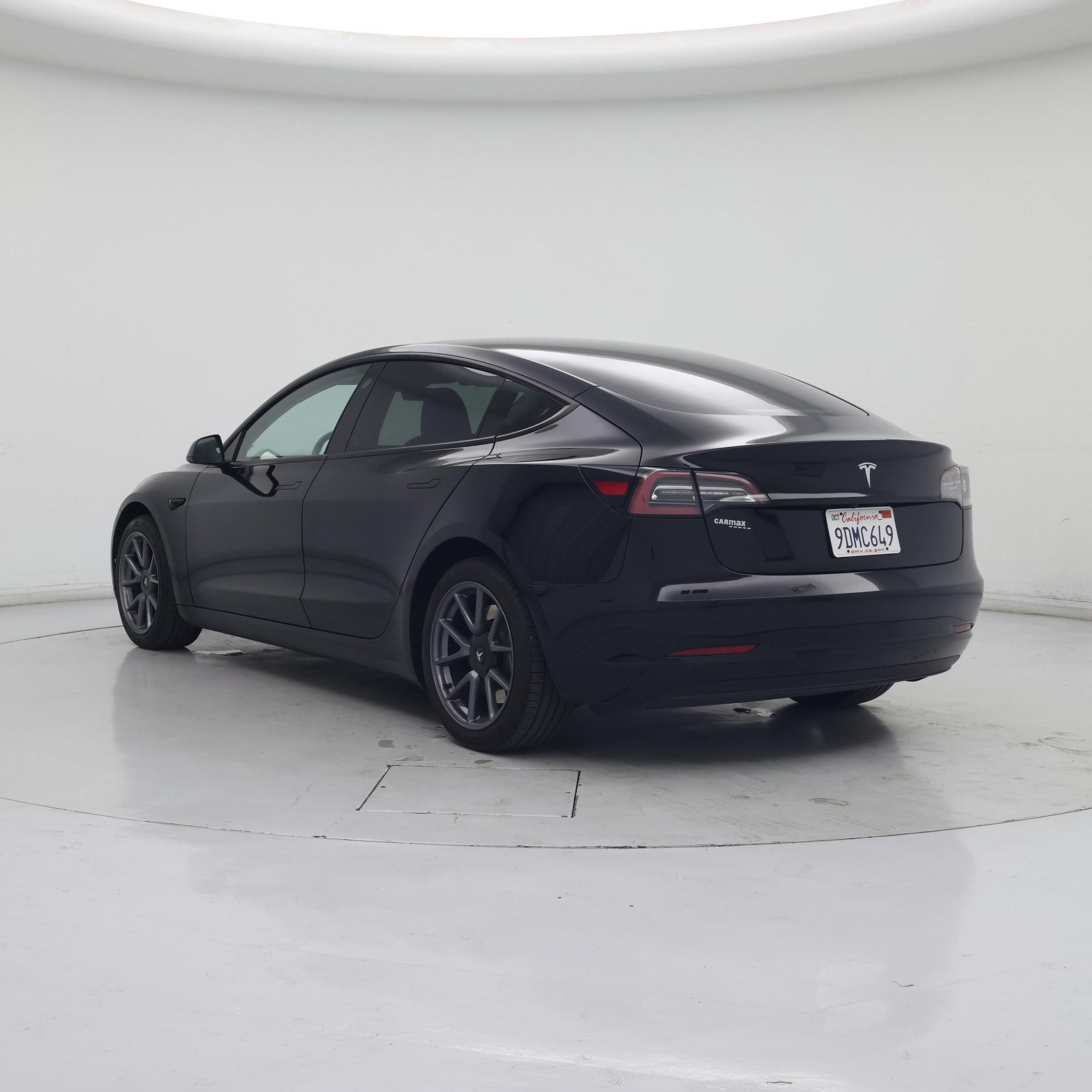 Thumbnail: 2023 Tesla Model 3 - 2