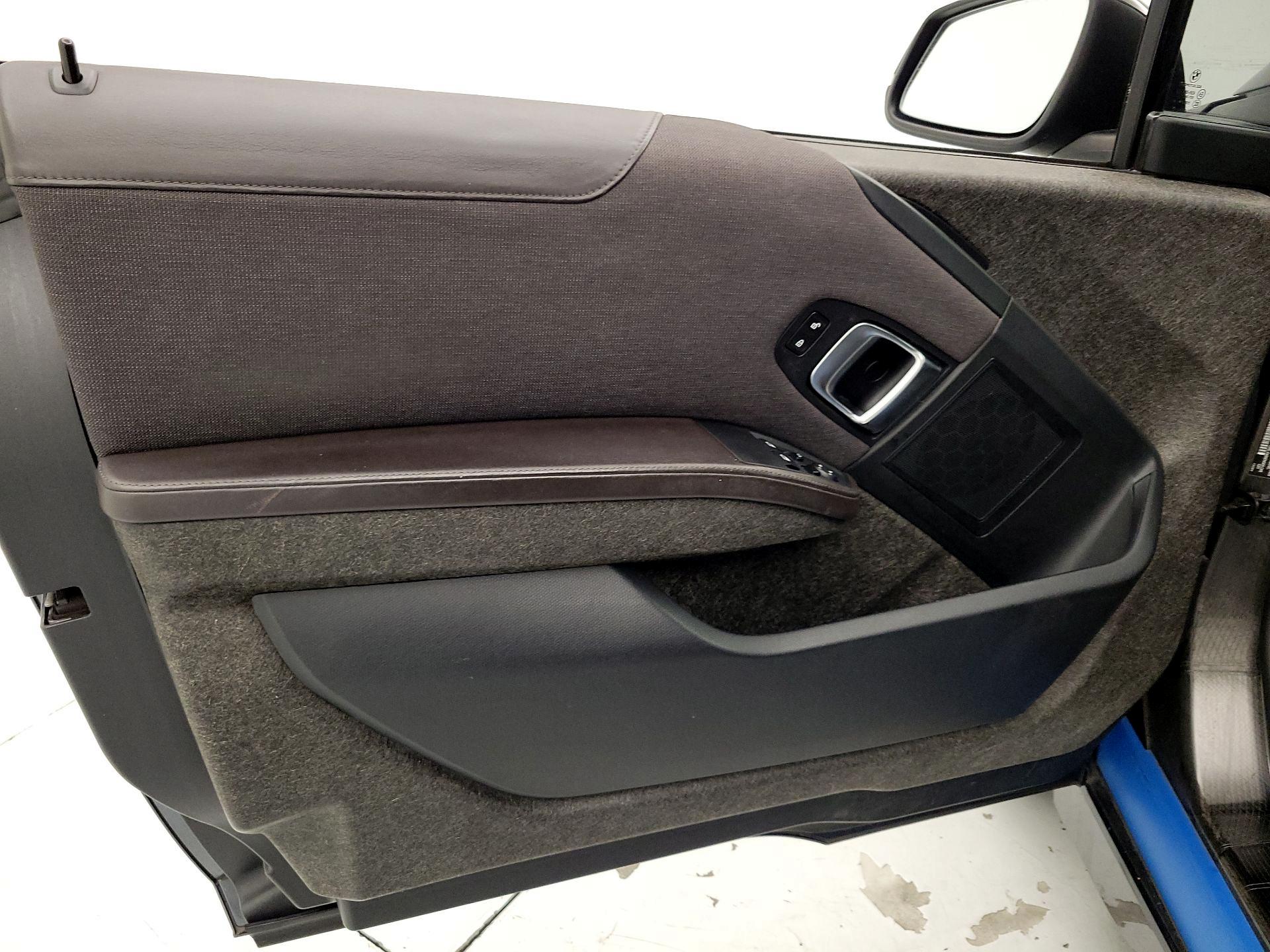 Thumbnail: 2017 BMW i3 - 12