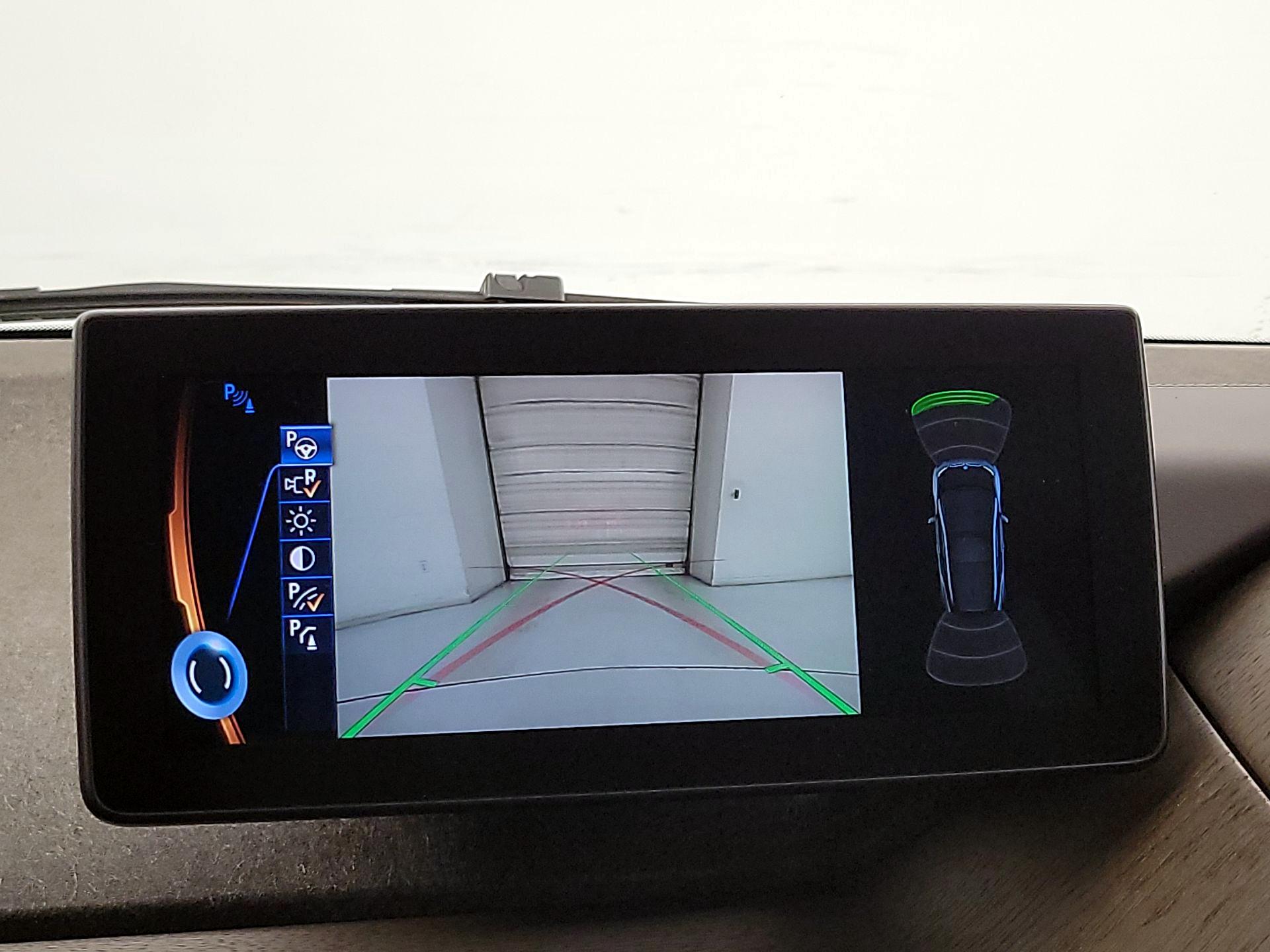 Thumbnail: 2017 BMW i3 - 15