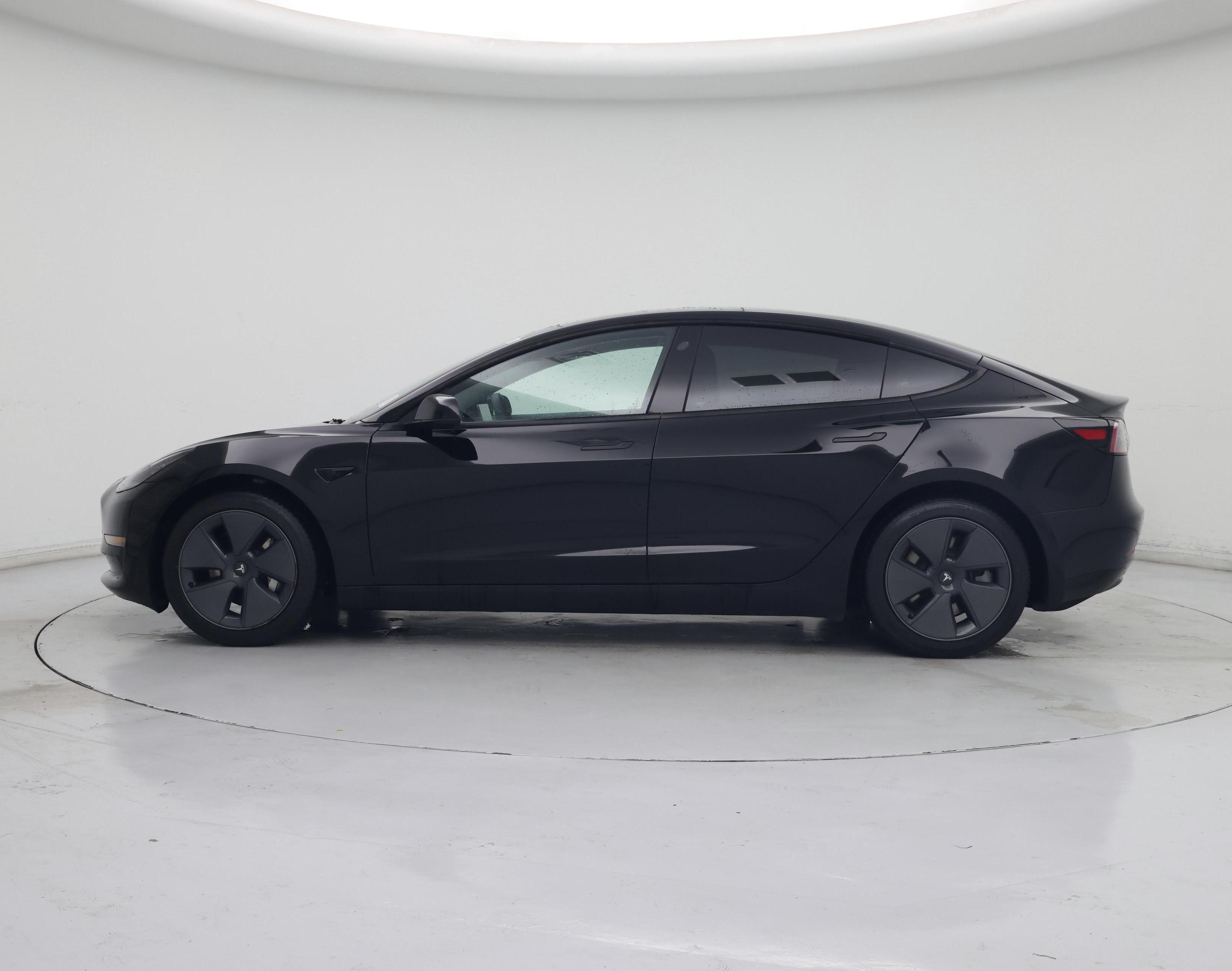 Thumbnail: 2022 Tesla Model 3 - 3