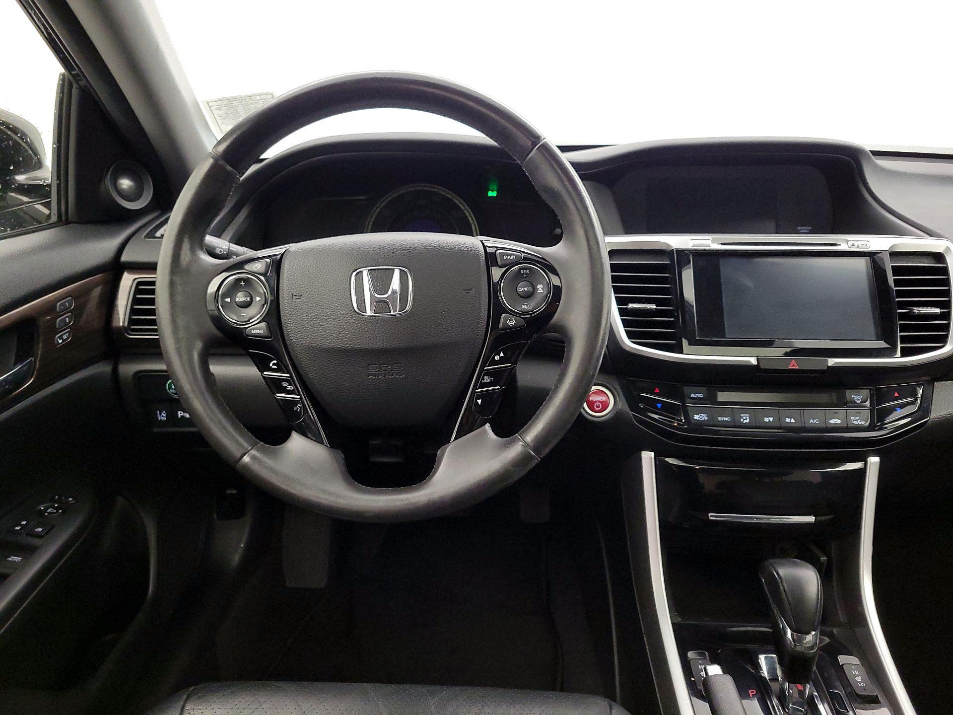 Thumbnail: 2017 Honda Accord - 10