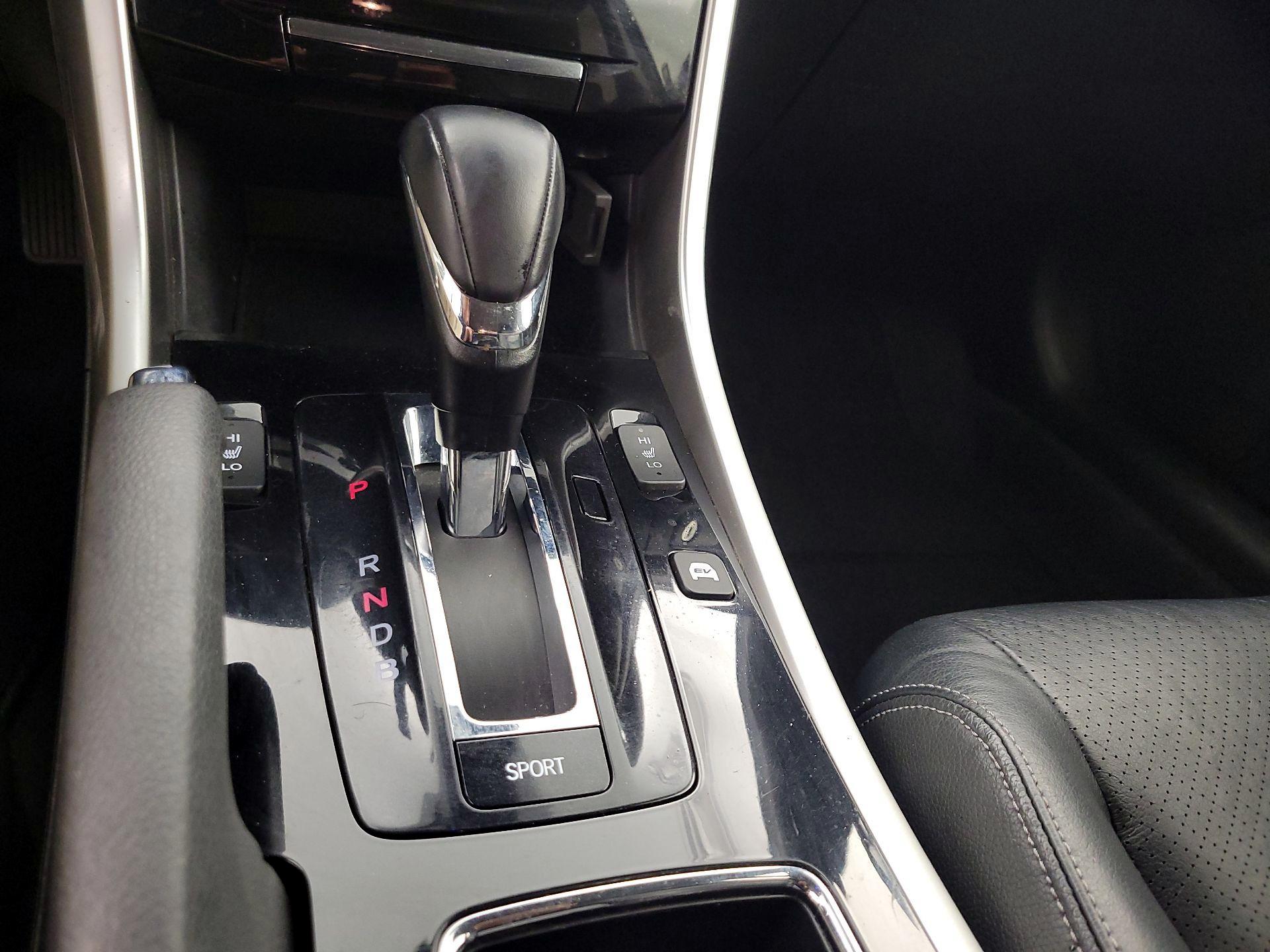 Thumbnail: 2017 Honda Accord - 17