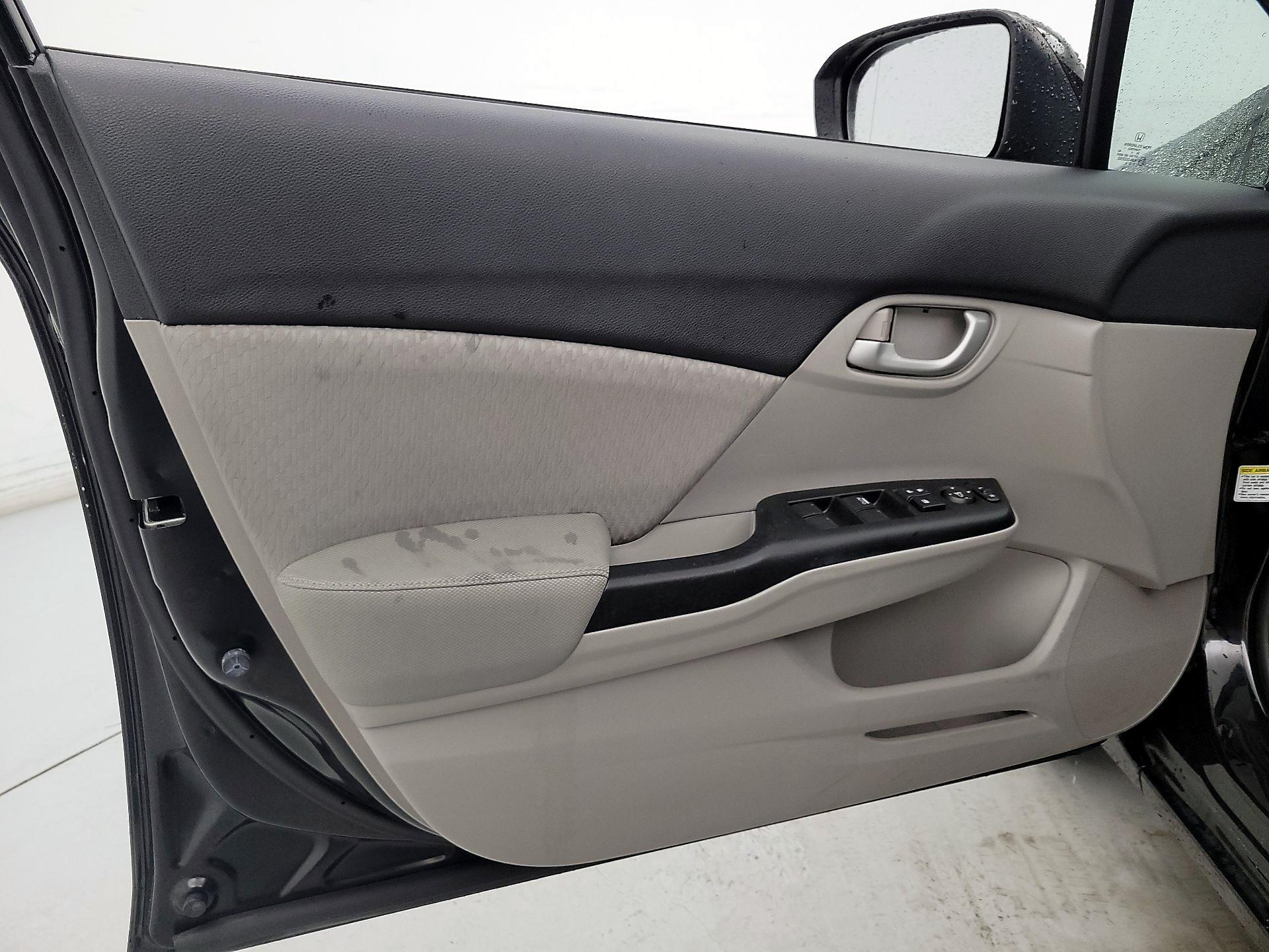 Thumbnail: 2014 Honda Civic - 12