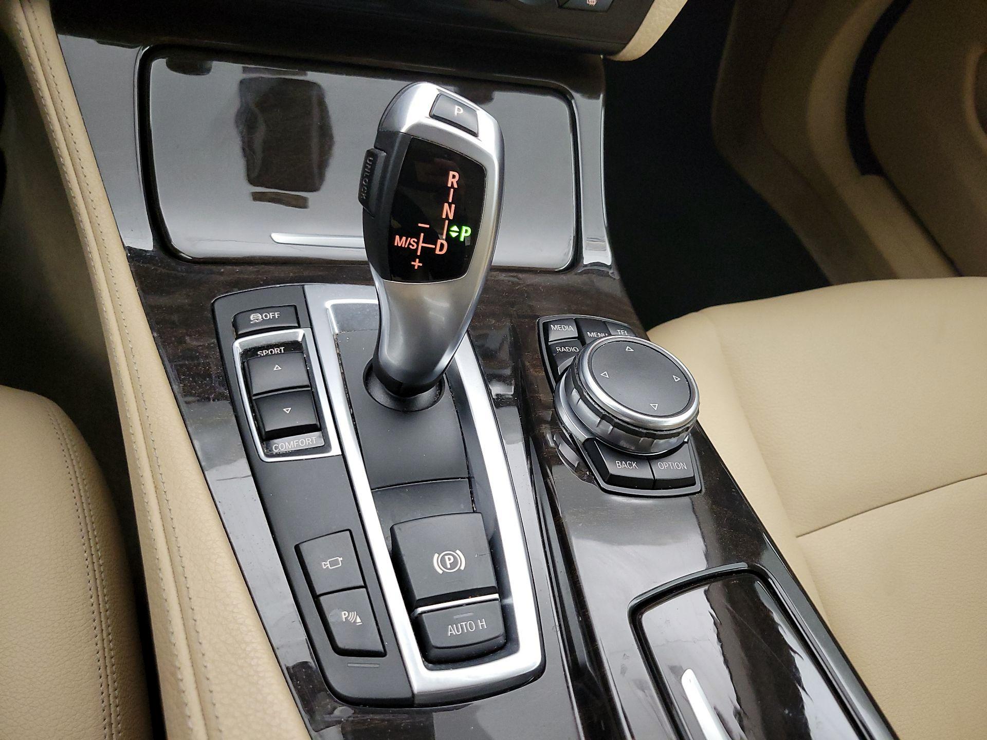 Thumbnail: 2015 BMW 5 Series - 18