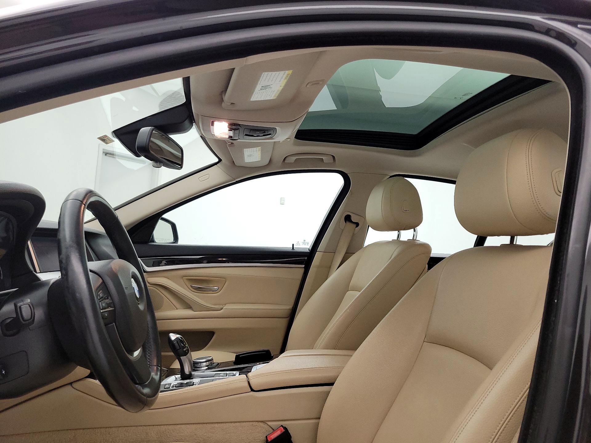 Thumbnail: 2015 BMW 5 Series - 20