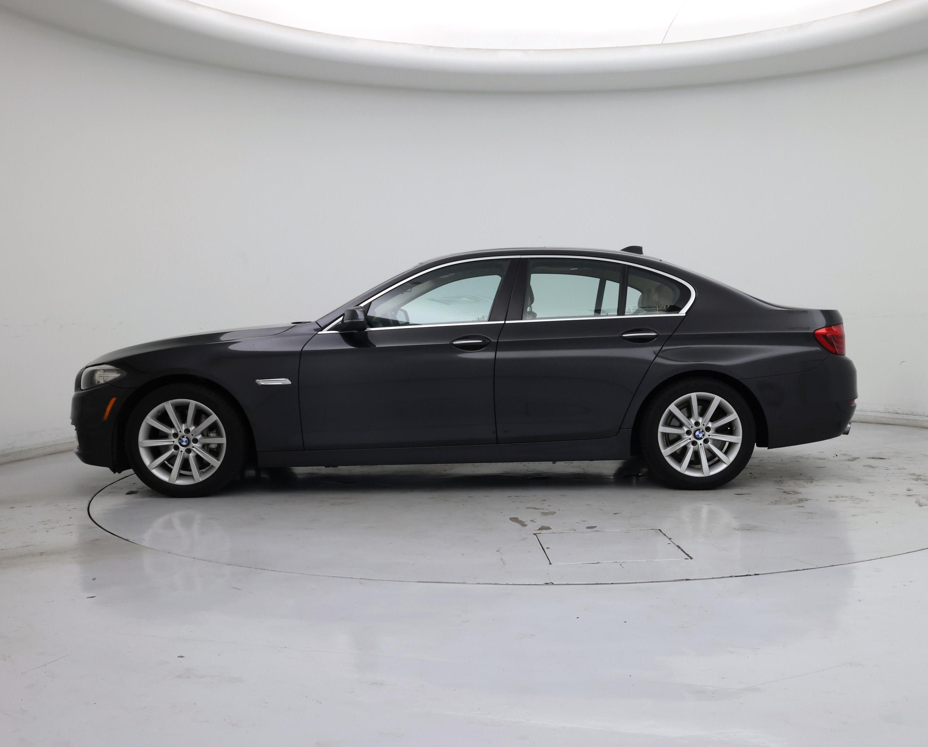 Thumbnail: 2015 BMW 5 Series - 3