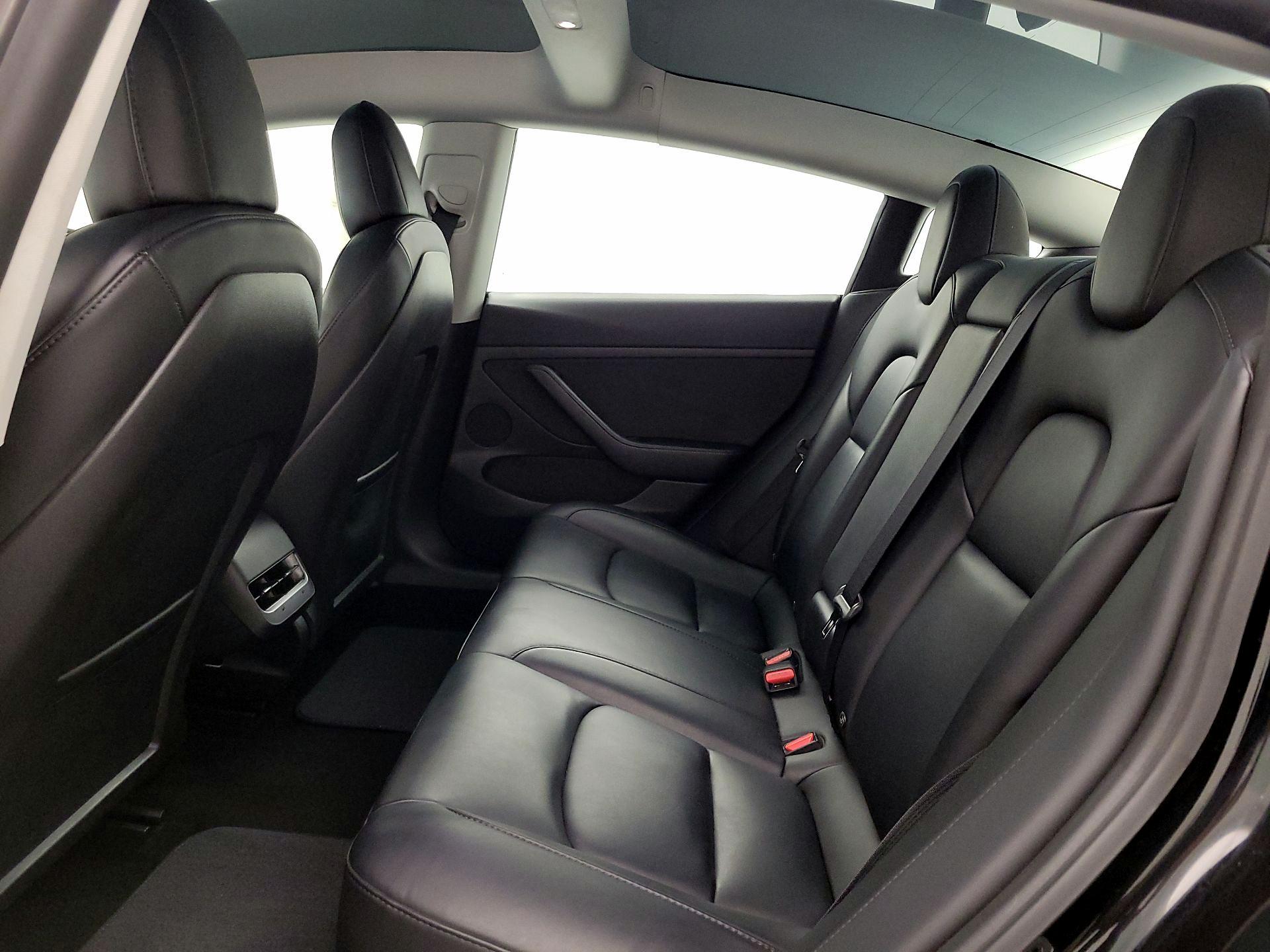 Thumbnail: 2023 Tesla Model 3 - 20