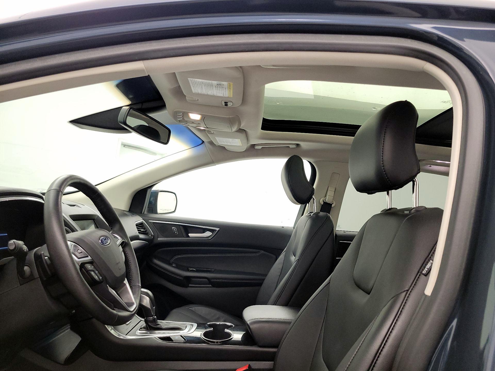 Thumbnail: 2016 Ford Edge - 20