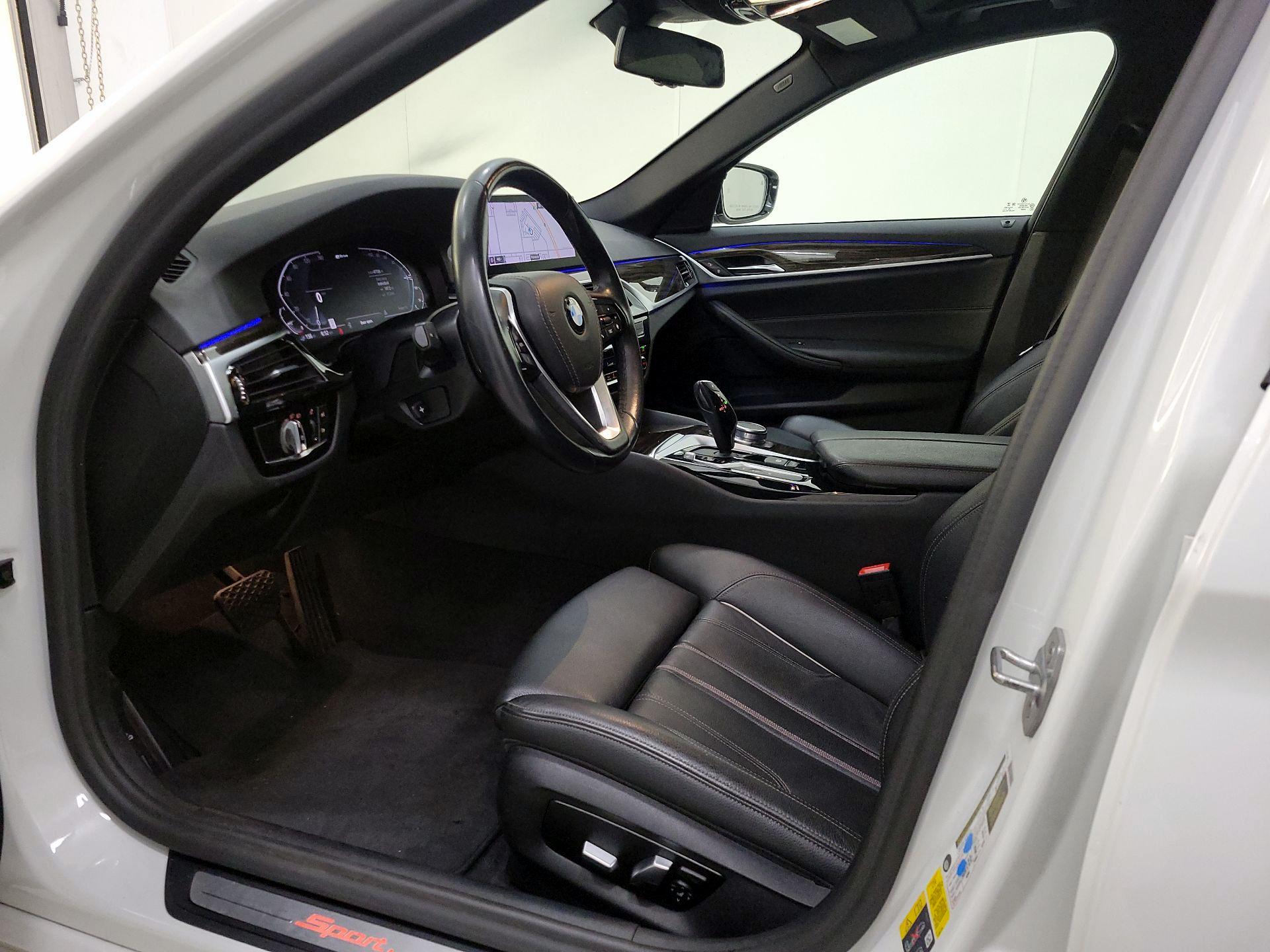 Thumbnail: 2020 BMW 5 Series - 11