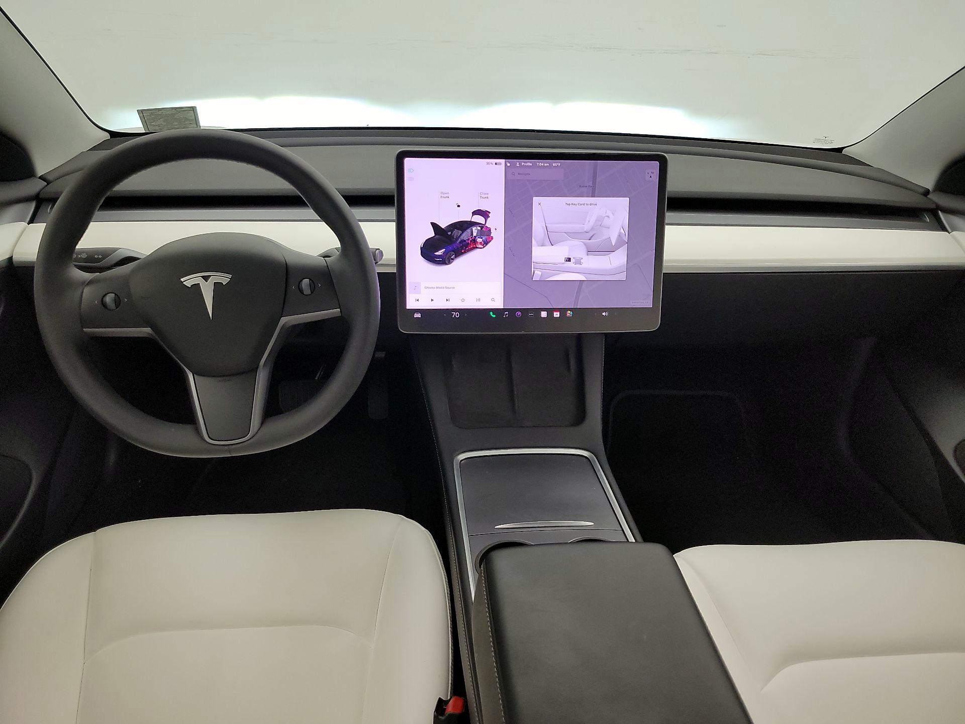 Thumbnail: 2021 Tesla Model 3 - 9
