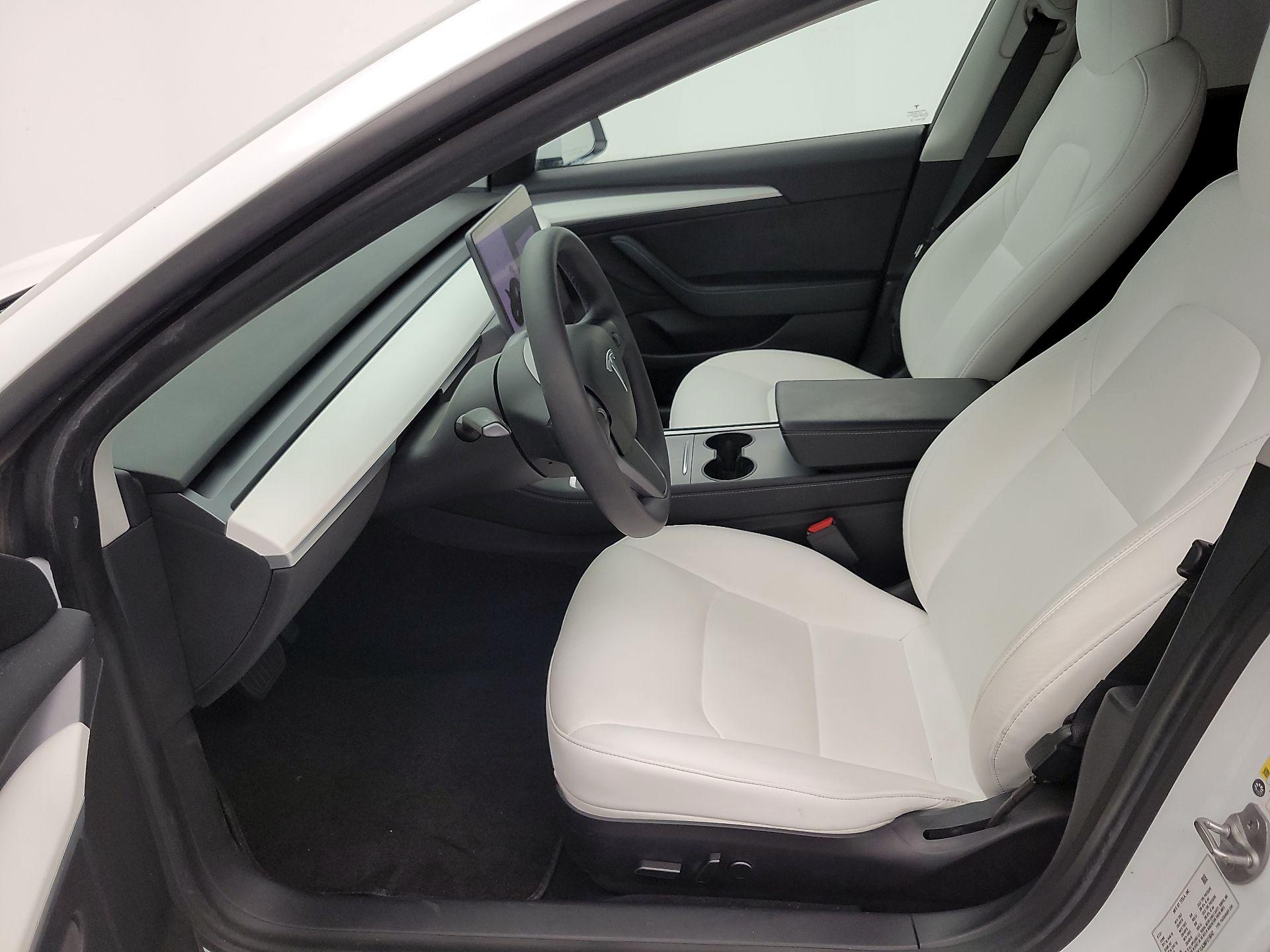 Thumbnail: 2021 Tesla Model 3 - 11