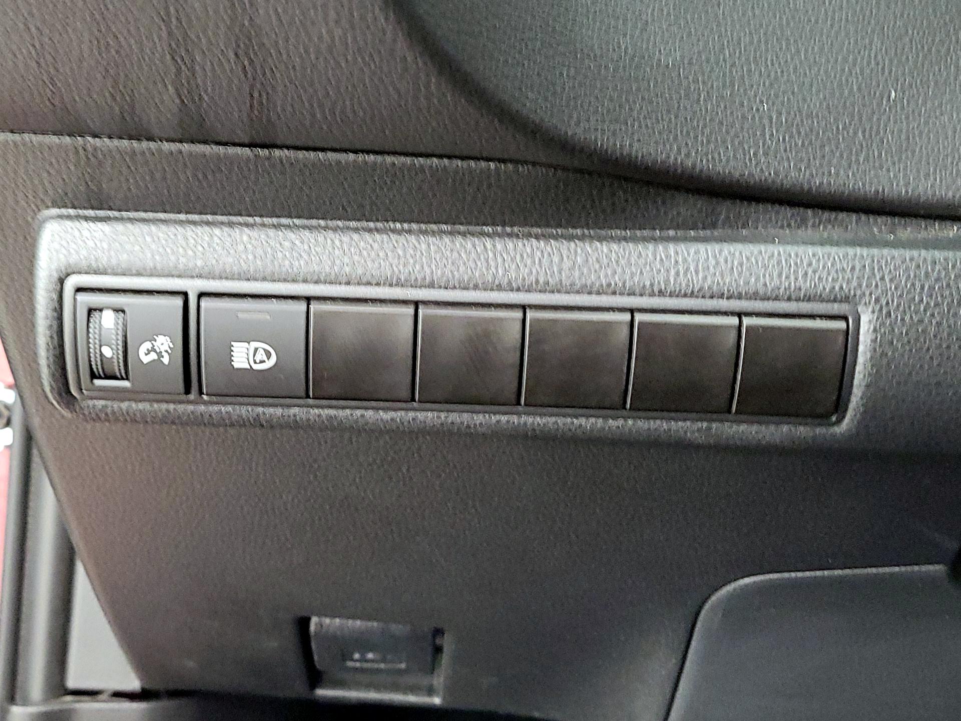 Thumbnail: 2024 Toyota Corolla - 13