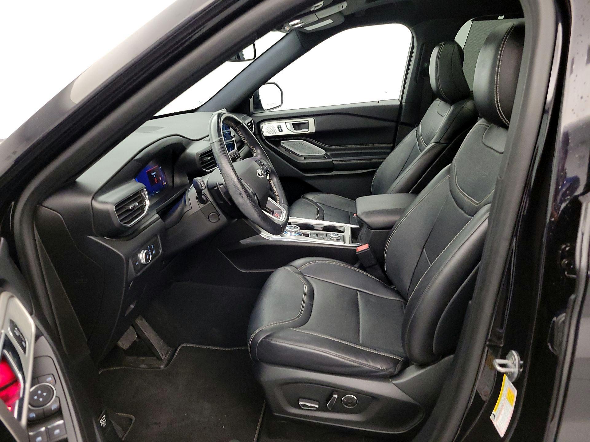 Thumbnail: 2020 Ford Explorer - 11