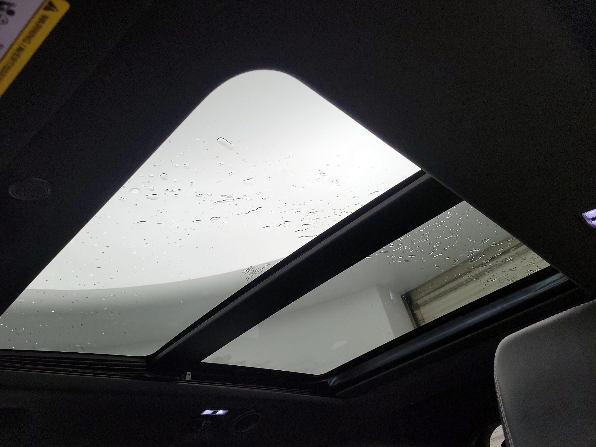 Thumbnail: 2020 Ford Explorer - 20