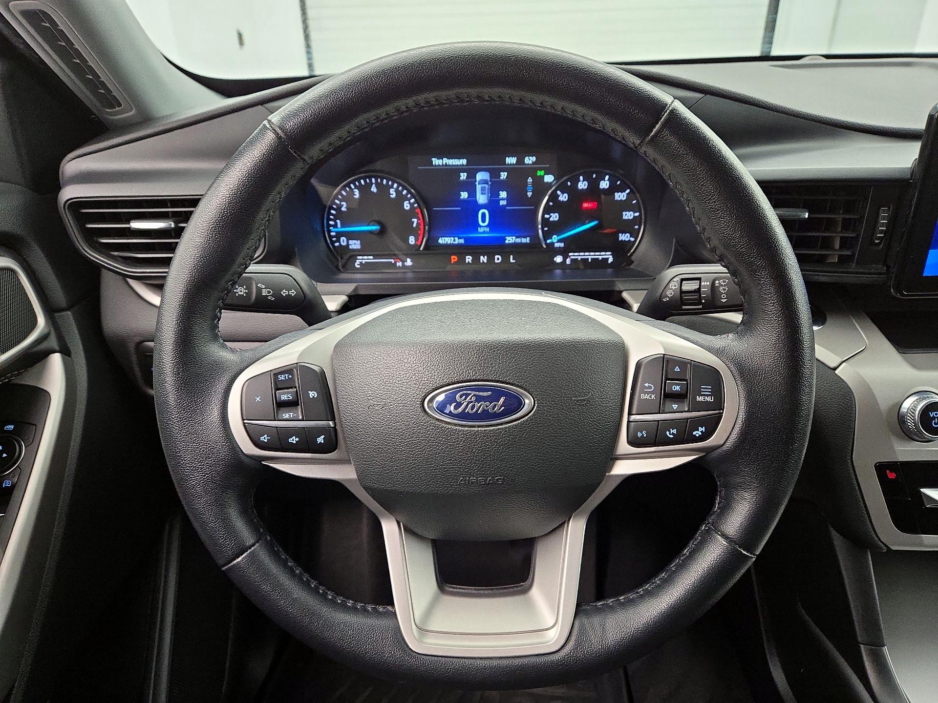 Thumbnail: 2022 Ford Explorer - 10