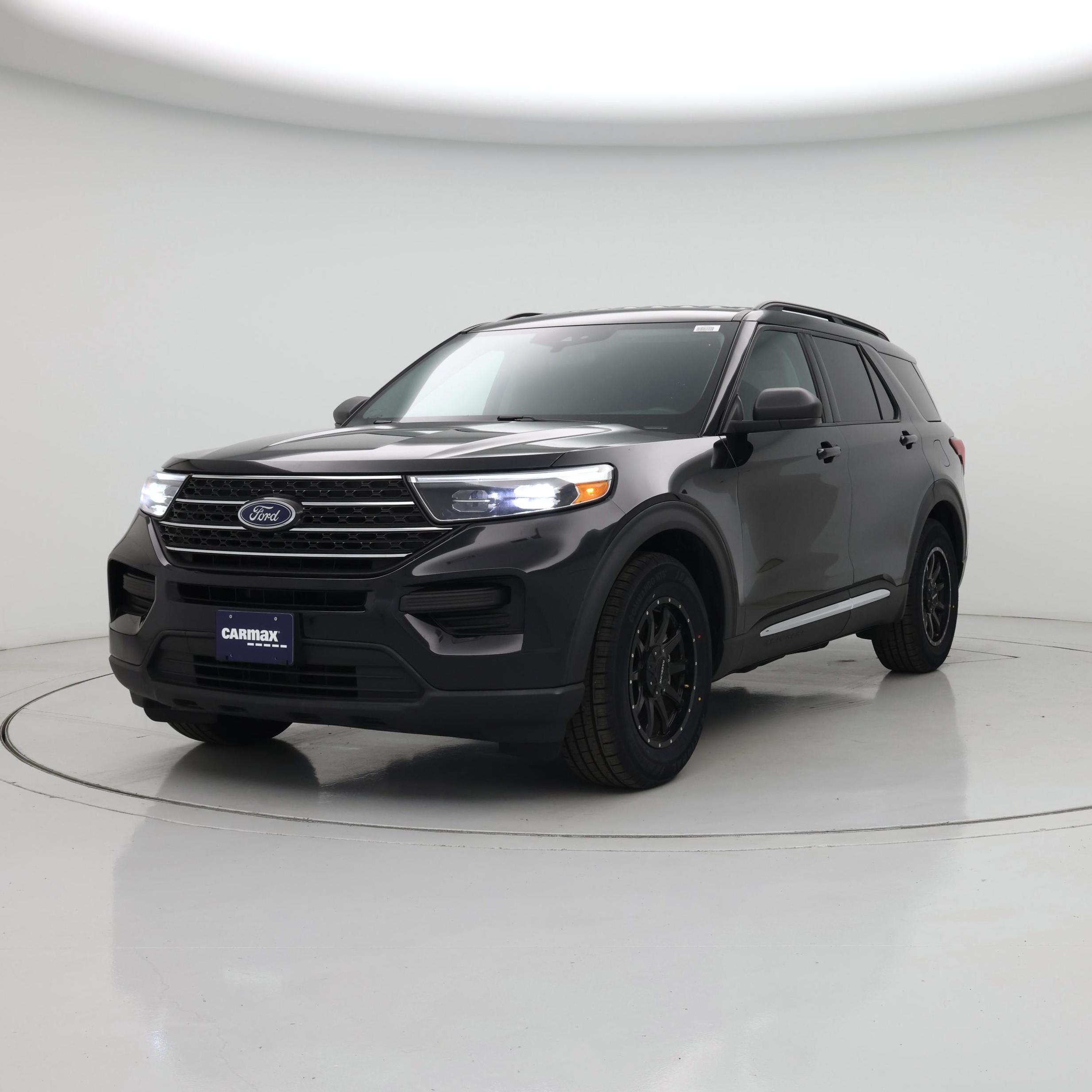 Thumbnail: 2022 Ford Explorer - 4