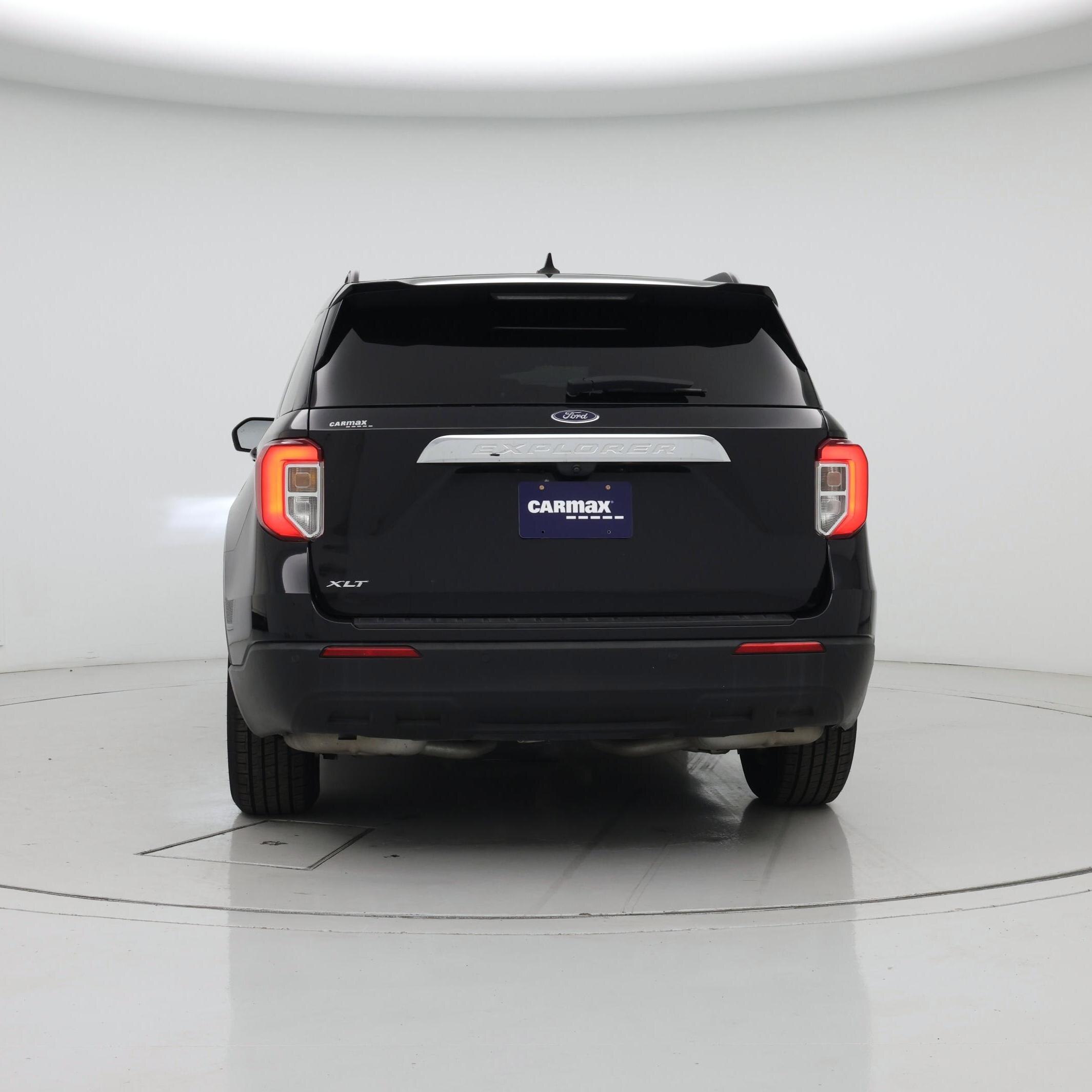 Thumbnail: 2022 Ford Explorer - 6