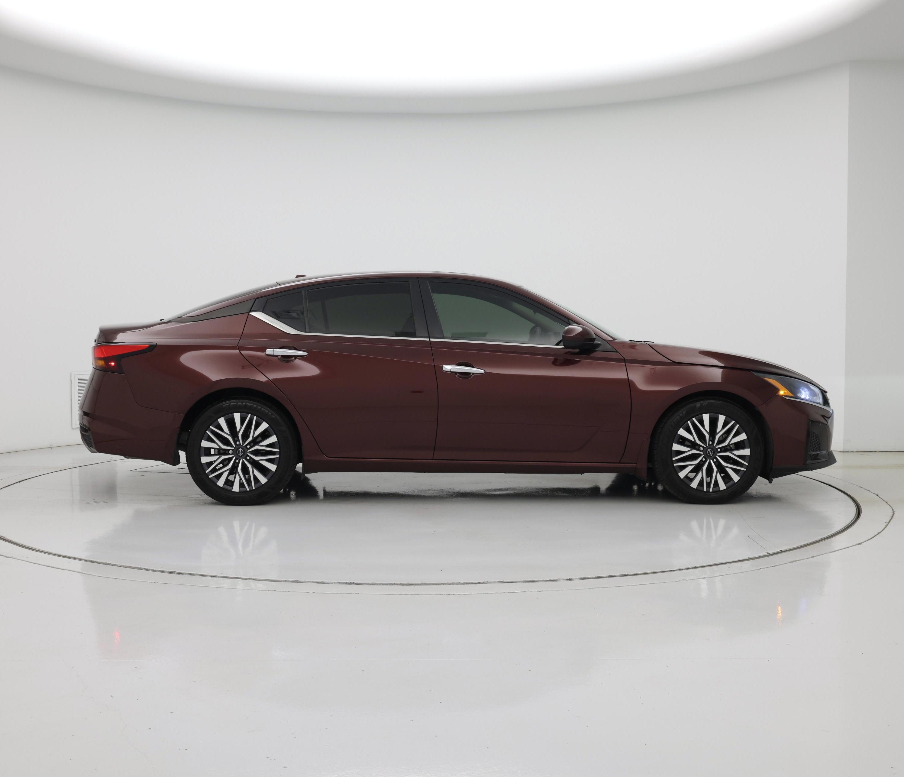 Thumbnail: 2023 Nissan Altima - 7