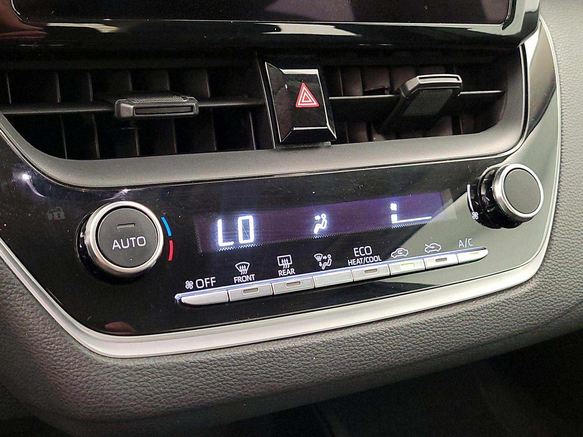 Thumbnail: 2024 Toyota Corolla - 16