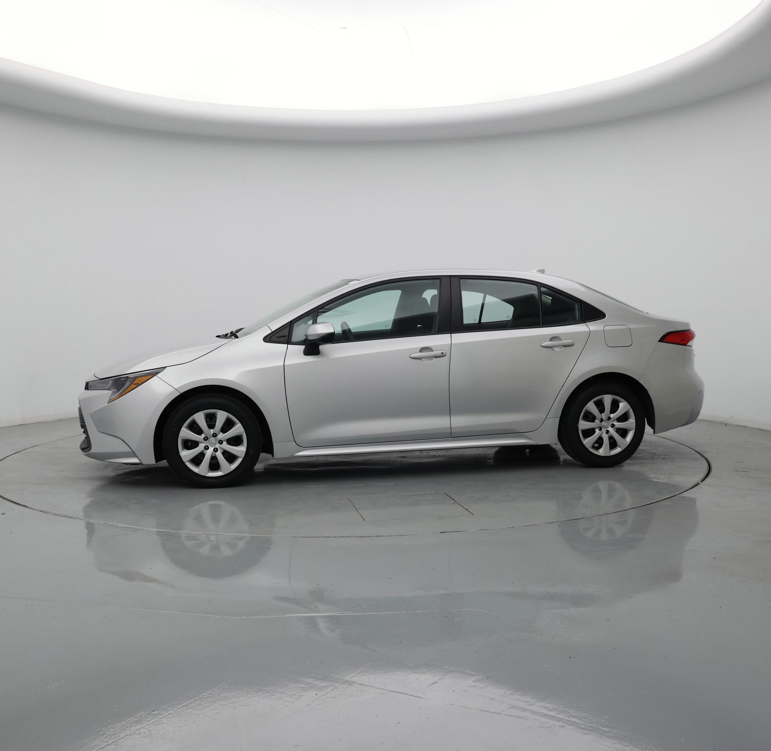 Thumbnail: 2024 Toyota Corolla - 3