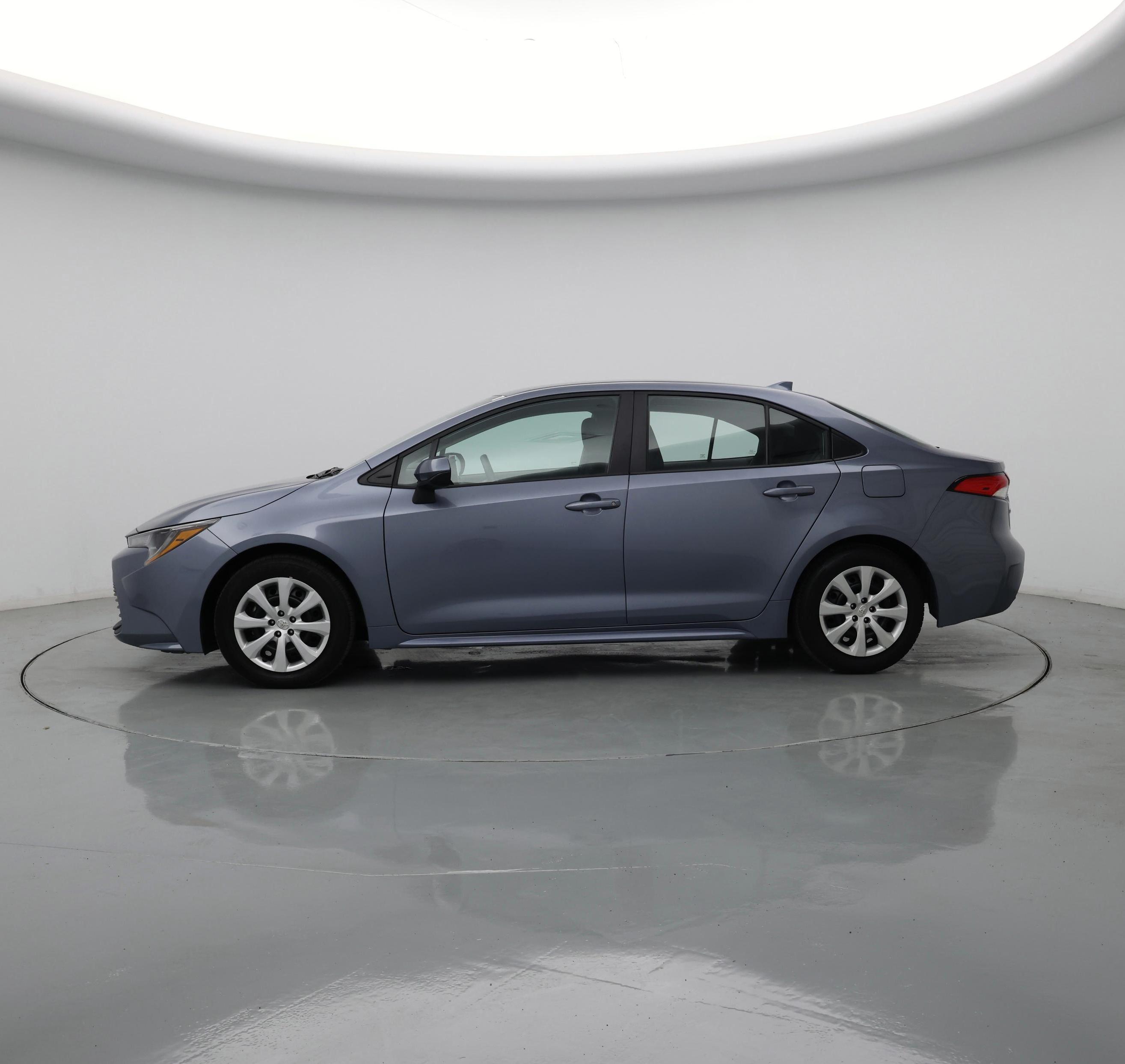 Thumbnail: 2024 Toyota Corolla - 3