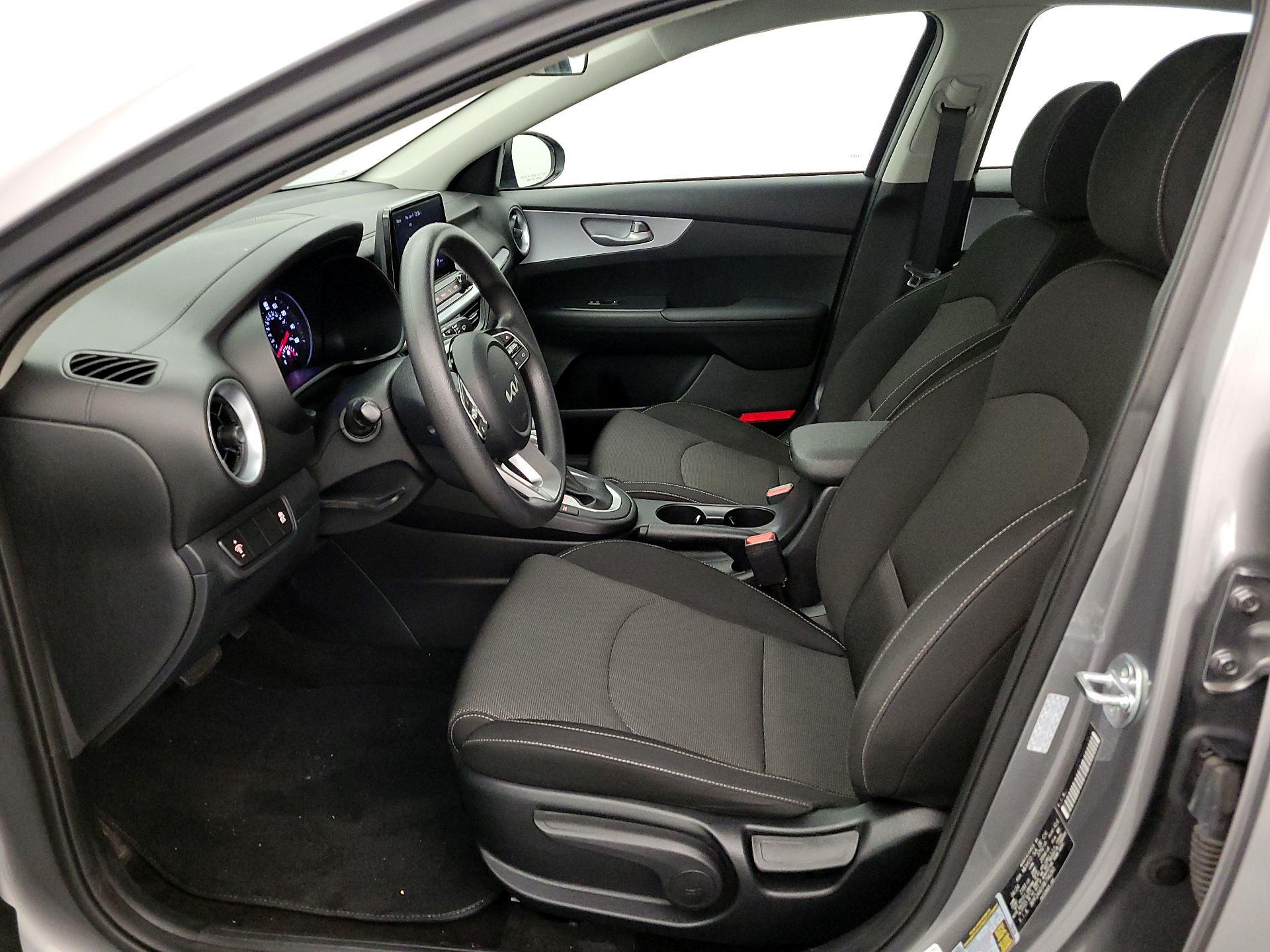 Thumbnail: 2024 Kia Forte - 11