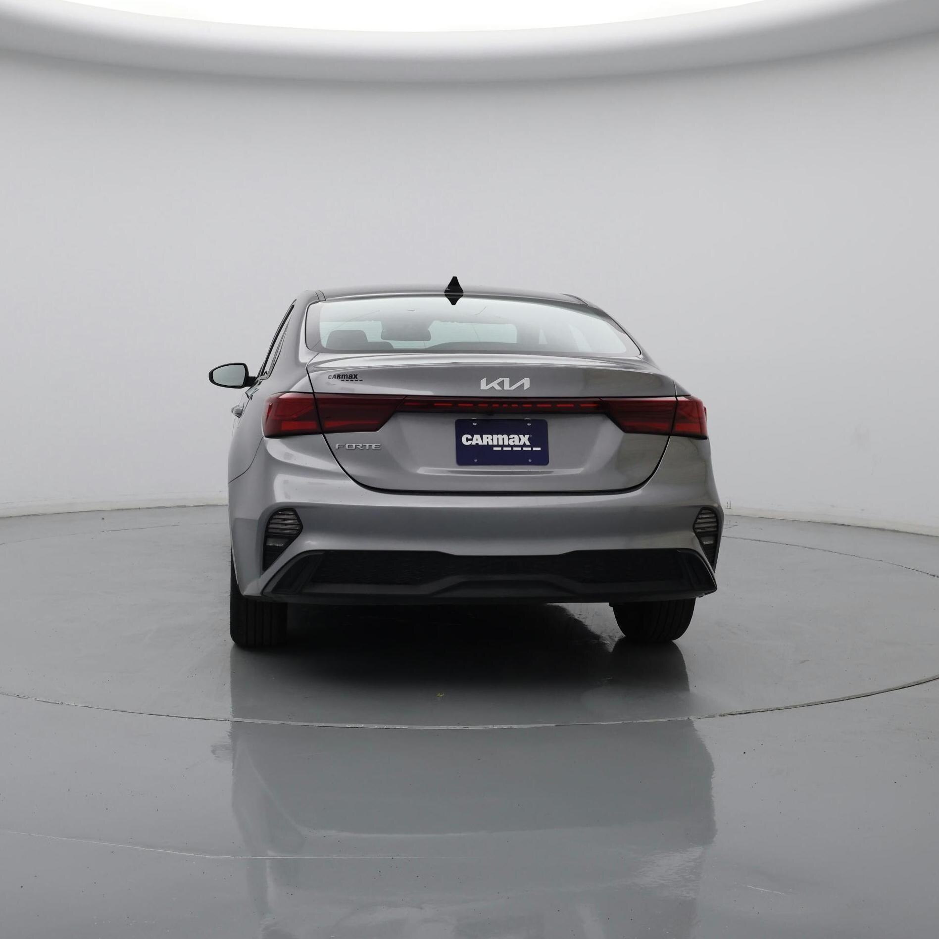 Thumbnail: 2024 Kia Forte - 6