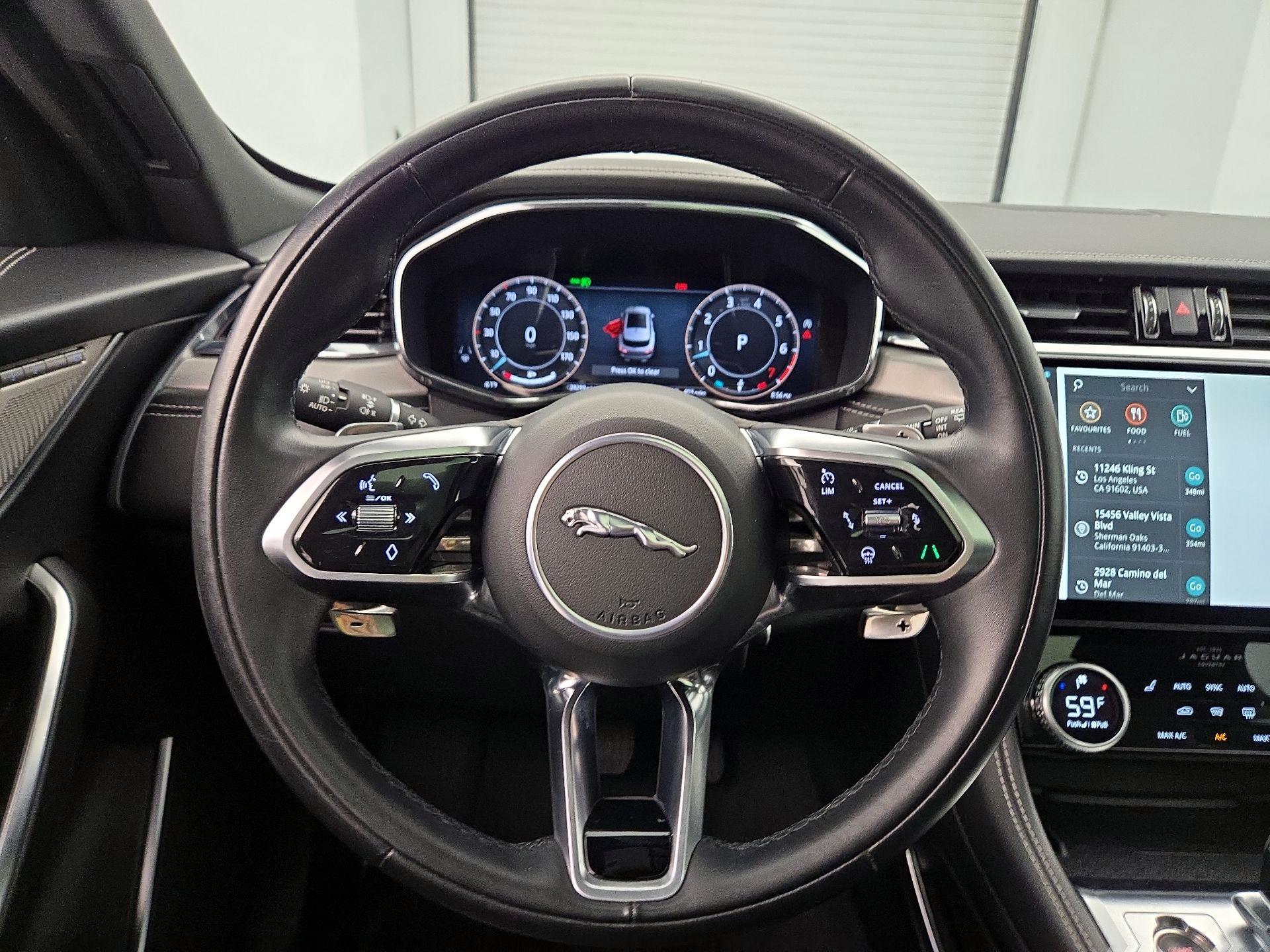 Thumbnail: 2024 Jaguar F-Pace - 10