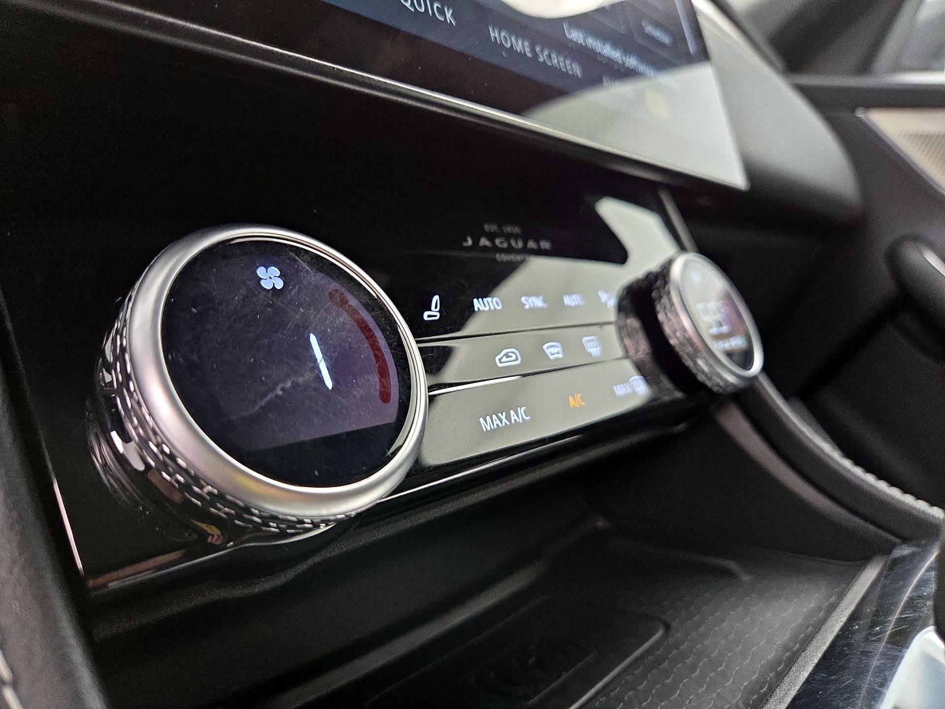 Thumbnail: 2024 Jaguar F-Pace - 17